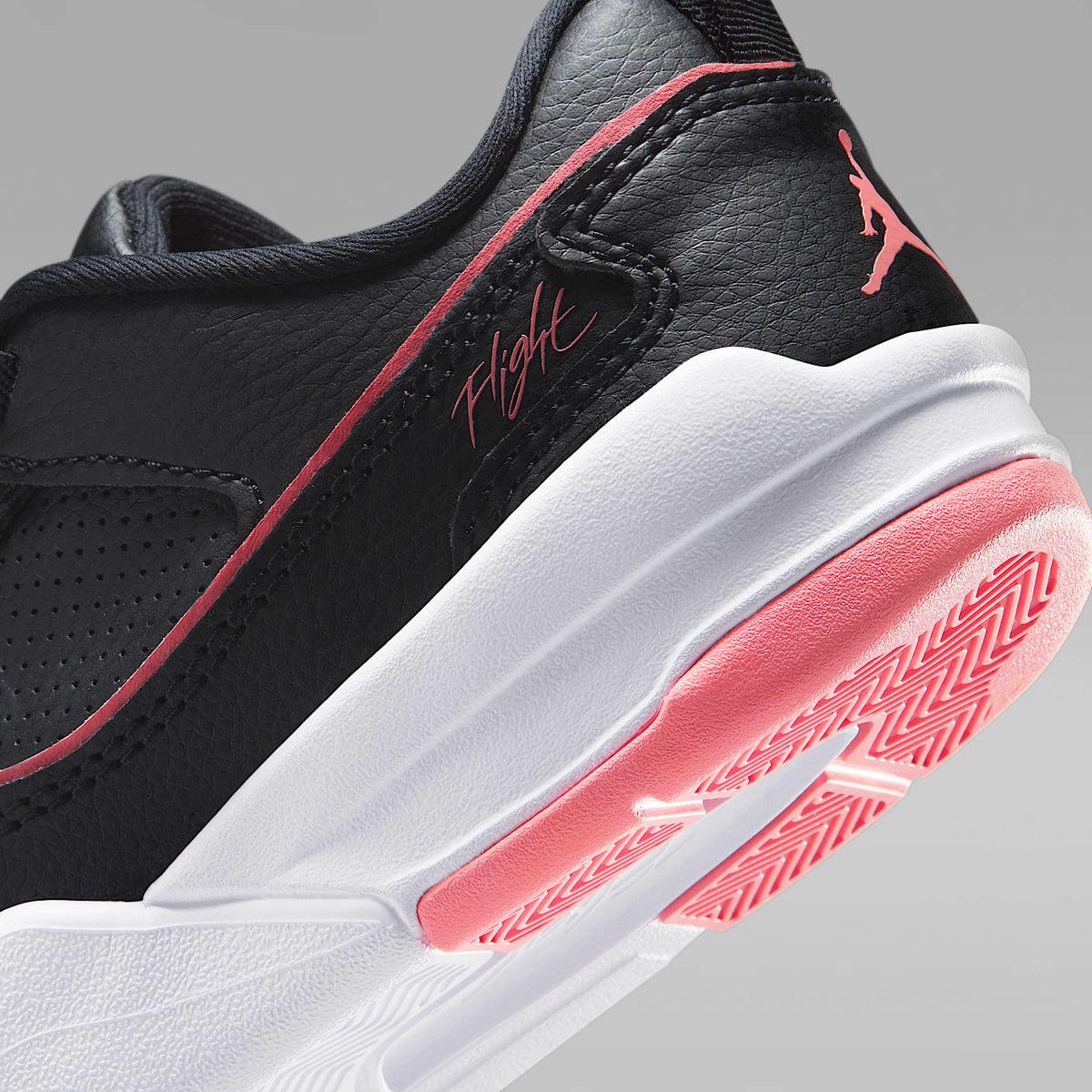 Jordan Flight Court – Negro/Blanco/Rosa mirada – vista 8