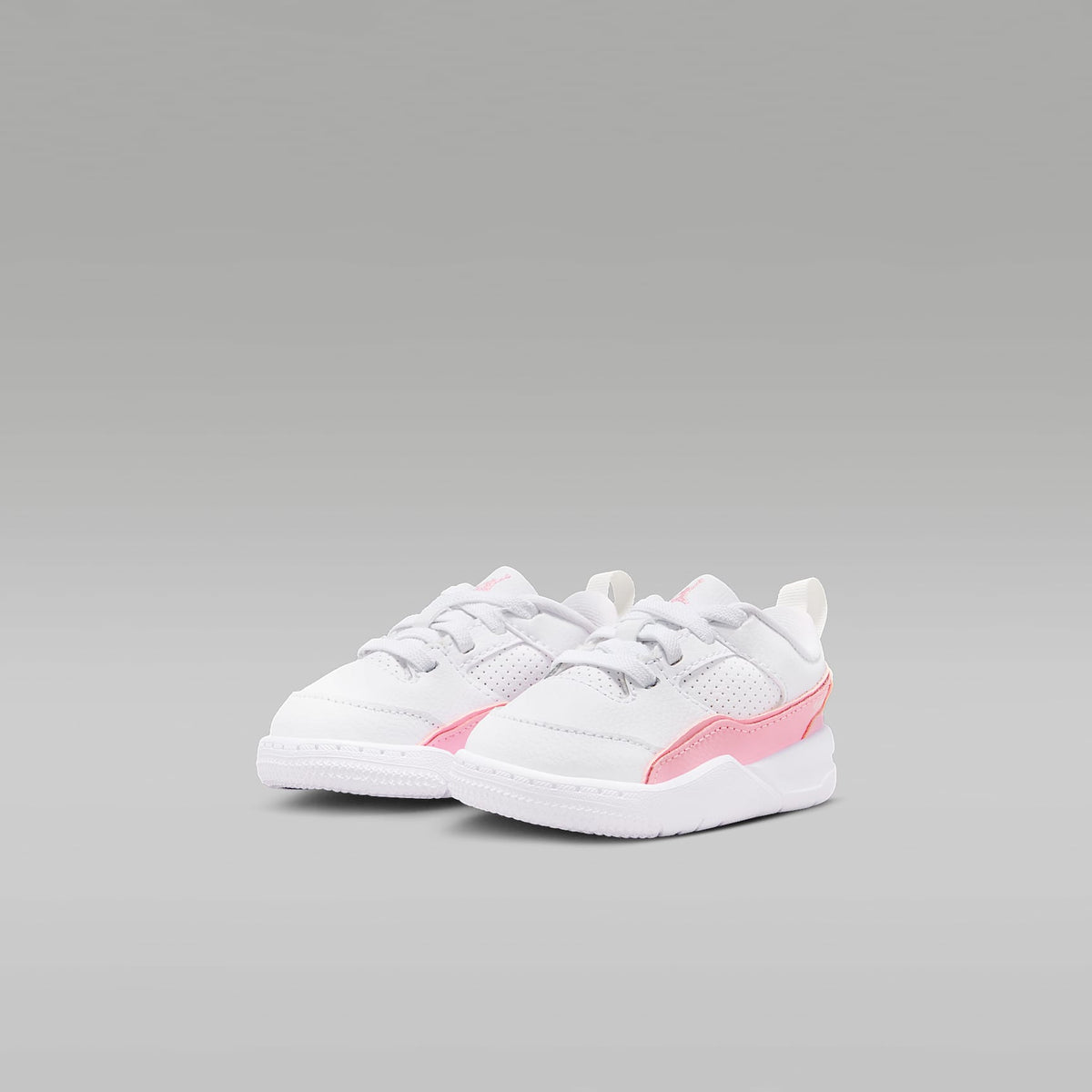 Jordan Flight Court – Blanco/Rosa suave medio – vista 5