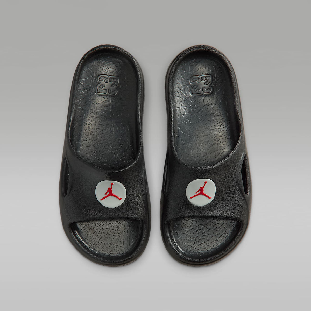 Jordan Hydrip – Negro/Gris tecnológico/Rojo universitario – vista 5