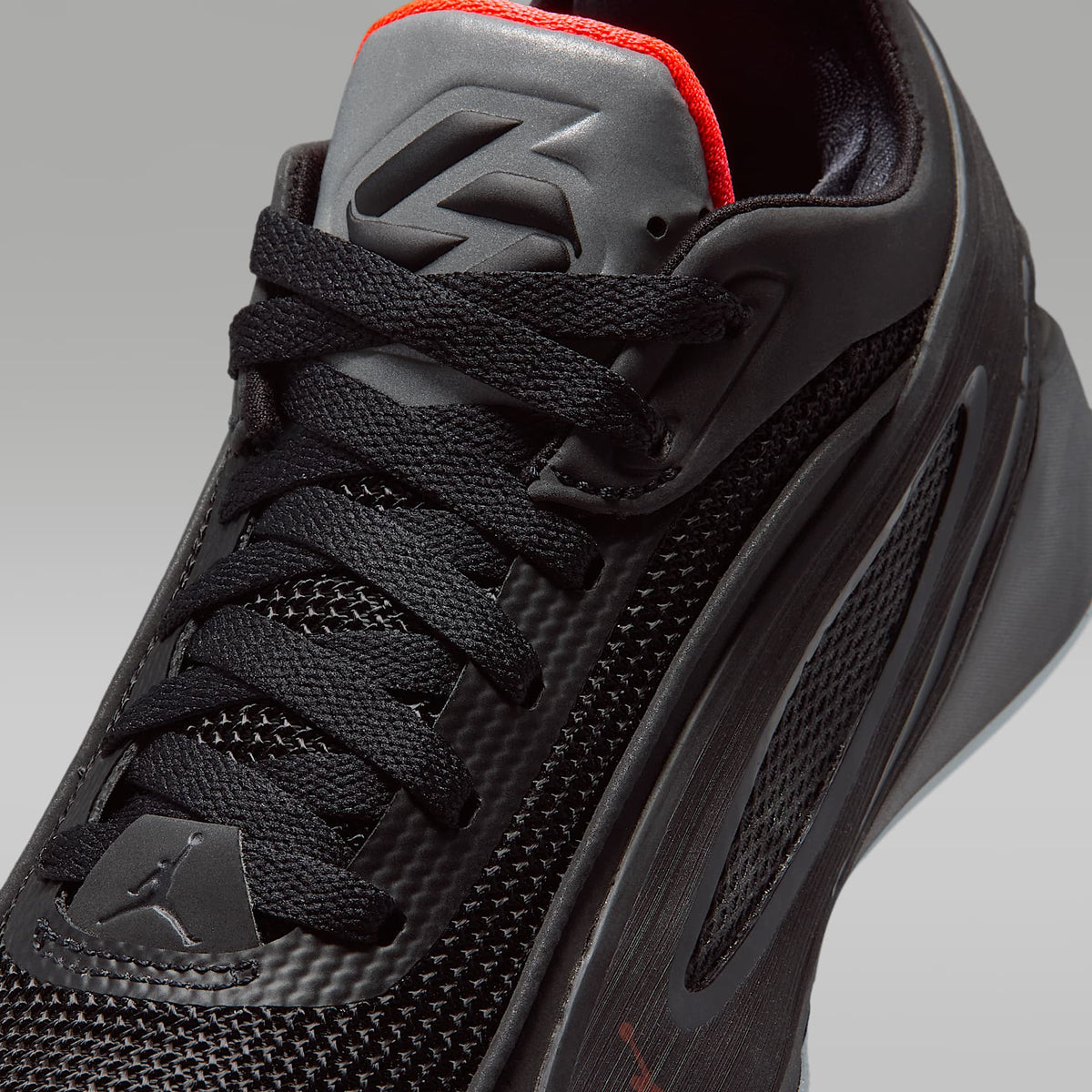 Luka 5 "Black Metallic" – Negro/Carmesí brillante – vista 7