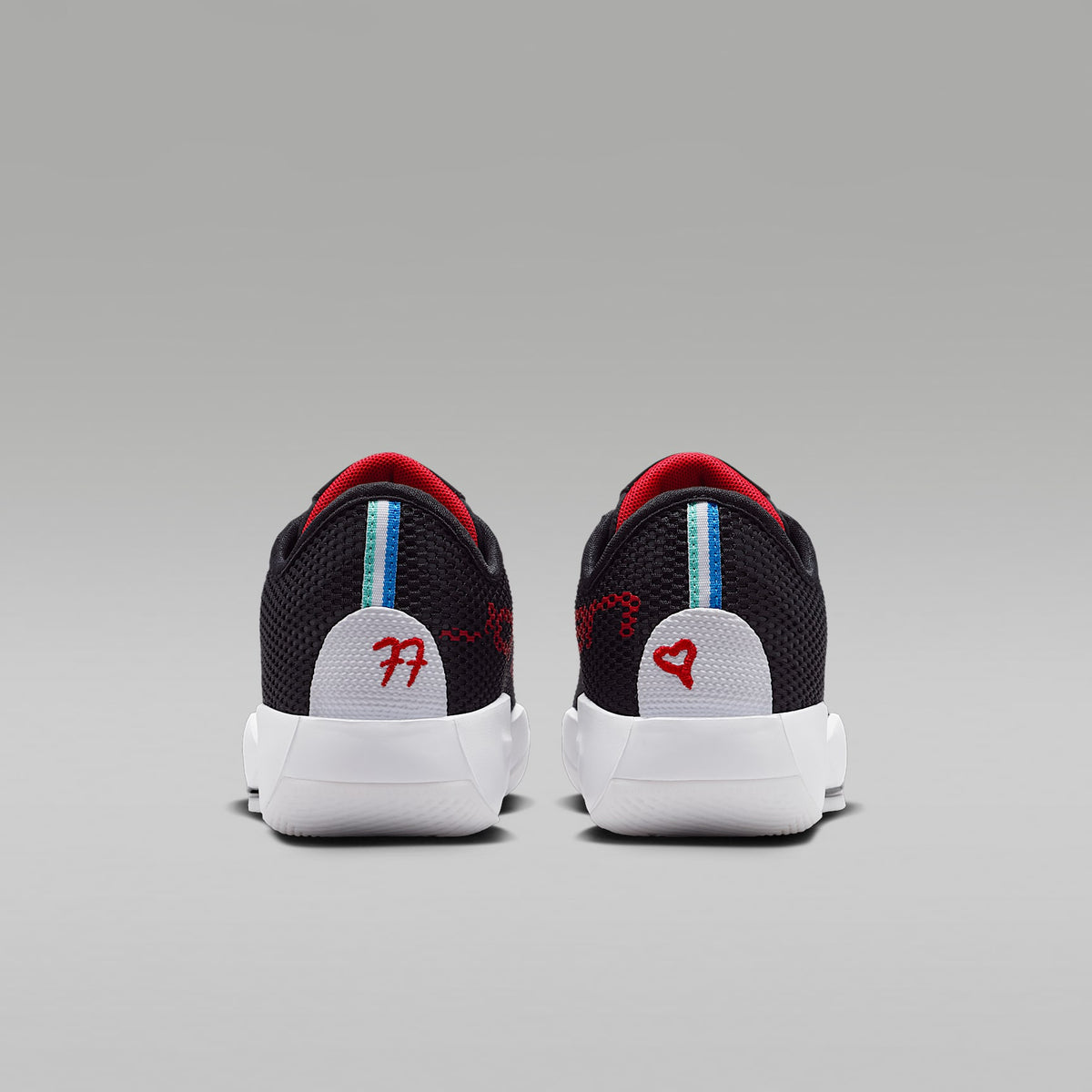 Luka 77 "Bred" – Negro/Blanco/Rojo universitario – vista 6