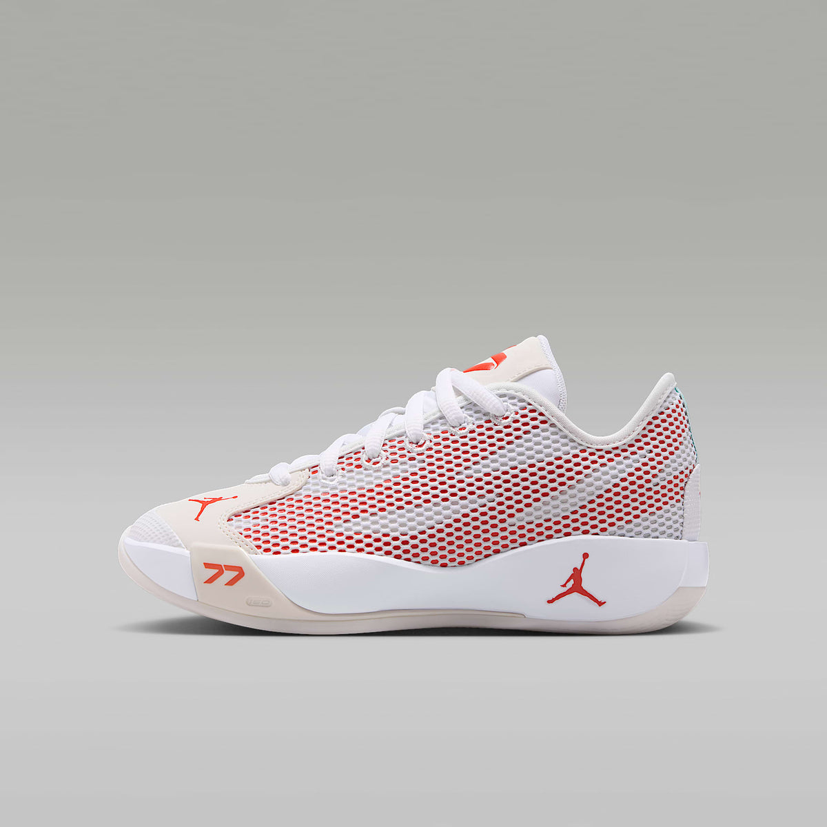 Jordan Luka 77 "Ghost" – Blanco/Cisne/Rojo picante – vista 1