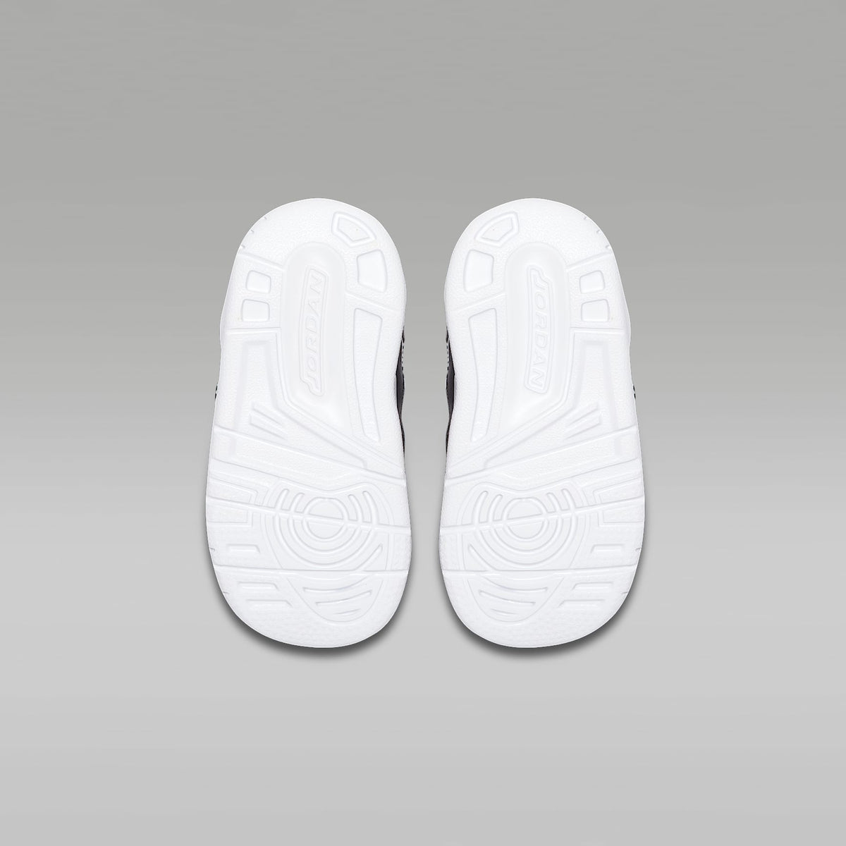 Jordan Max Aura – Negro/Blanco – vista 2