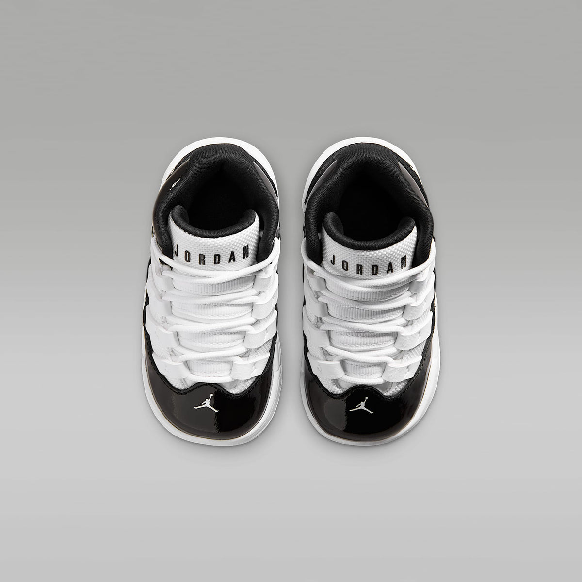 Jordan Max Aura – Negro/Blanco – vista 4