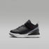 Jordan Max Aura 5 – Negro/Blanco/Gris cemento/Rojo universitario – vista 1