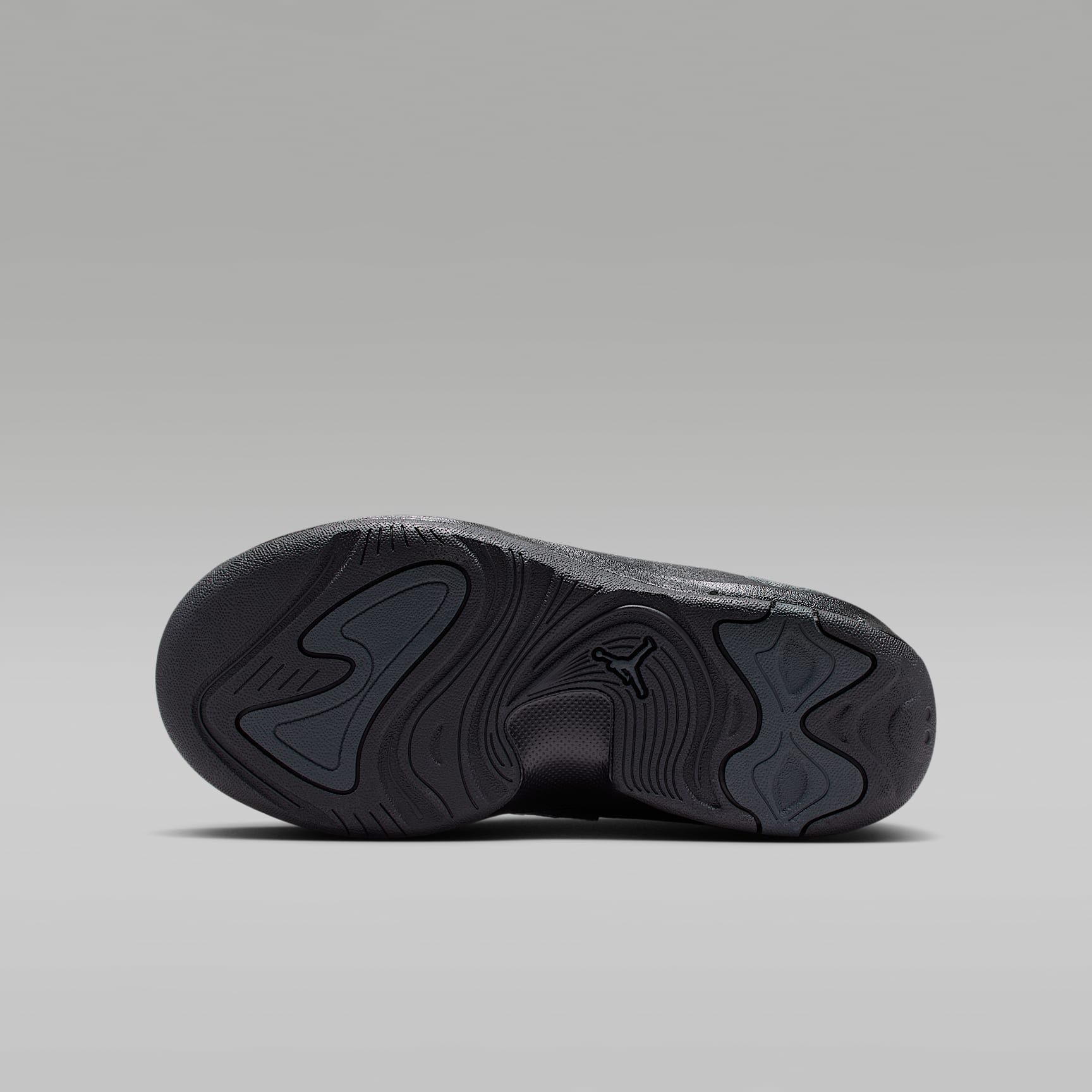 Jordan Max Aura 7 – Negro/Antracita – vista 2