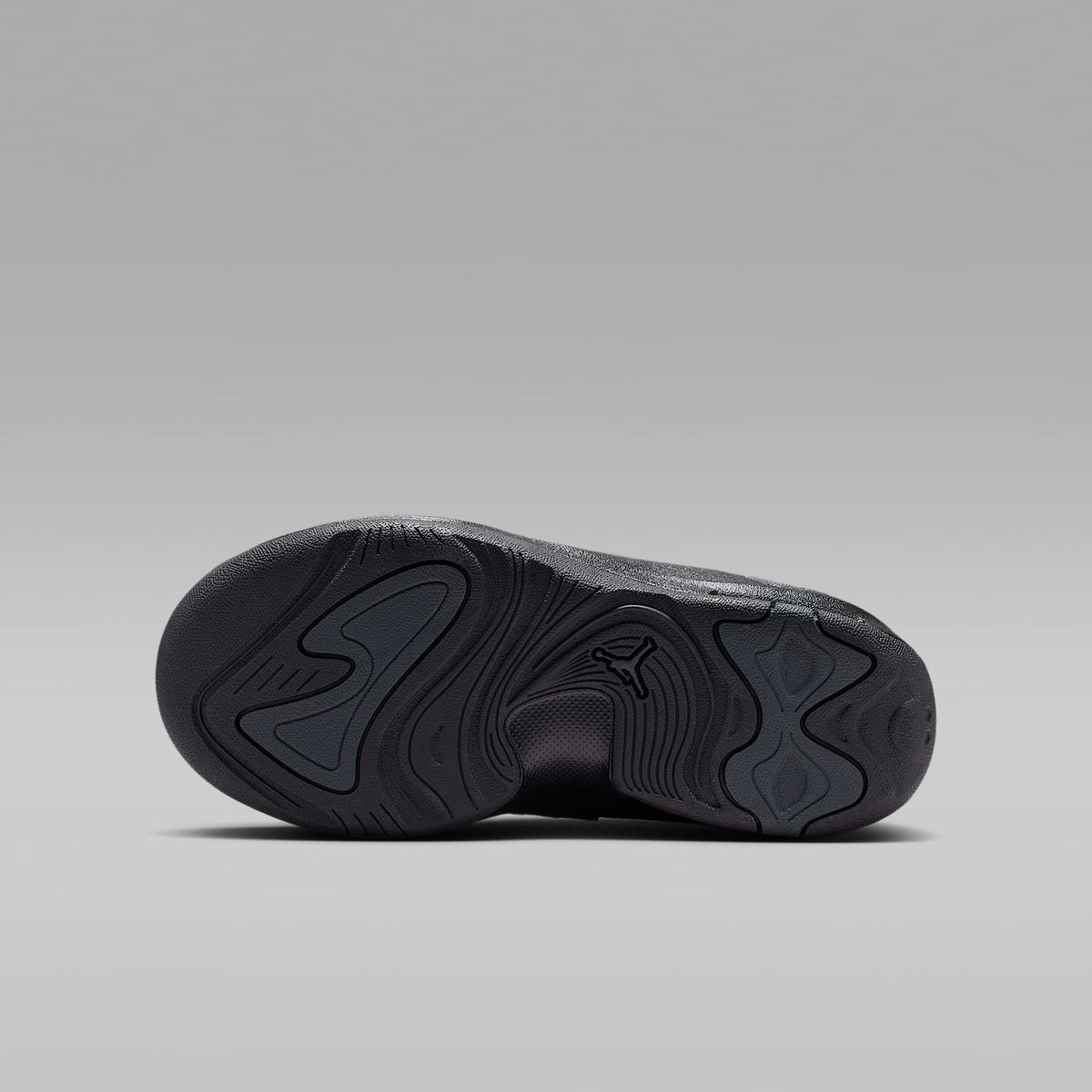 Jordan Max Aura 7 – Negro/Antracita – vista 2