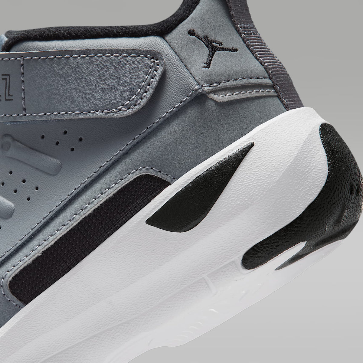 Jordan Max Aura 7 – Gris azulado/Blanco/Negro – vista 8