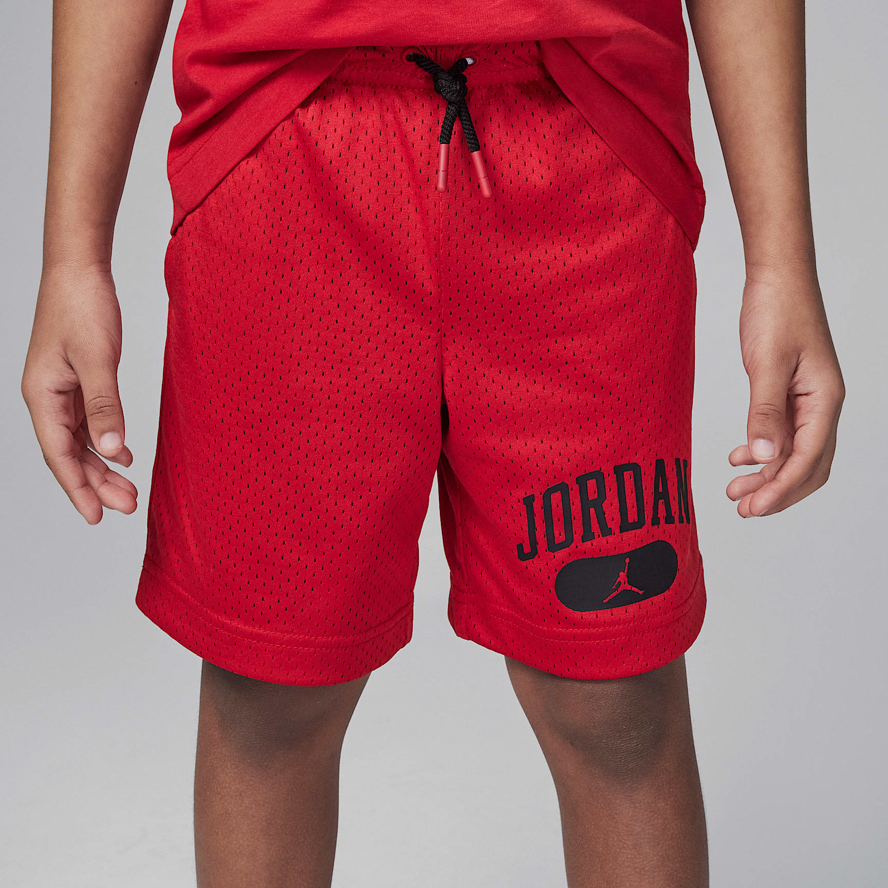 Shorts de educación física de malla para niños talla pequeña Jordan – Rojo gimnasio – vista 2