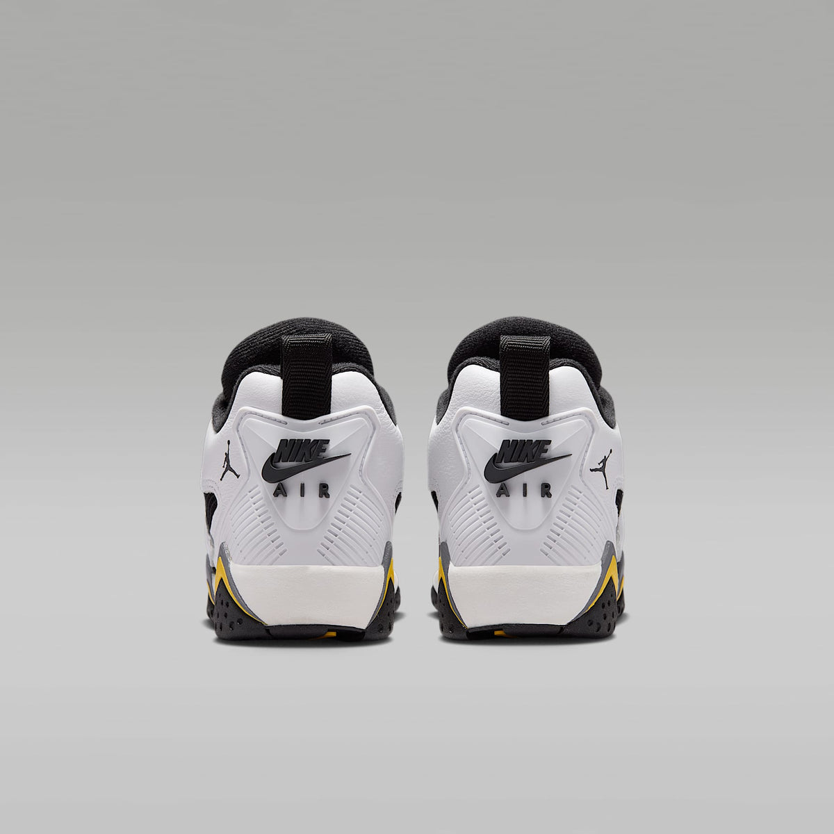 Air Jordan MVP 92 – Blanco/Negro/Gris azul oscuro/Amarillo tour – vista 6