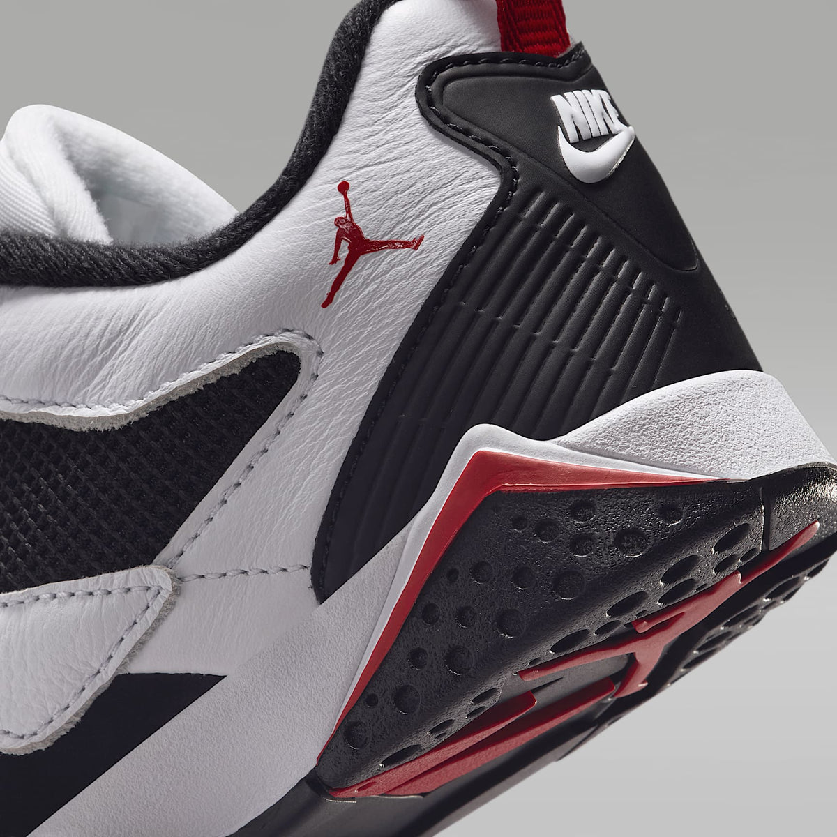 Jordan MVP 92 – Blanco/Negro/Rojo gimnasio – vista 8