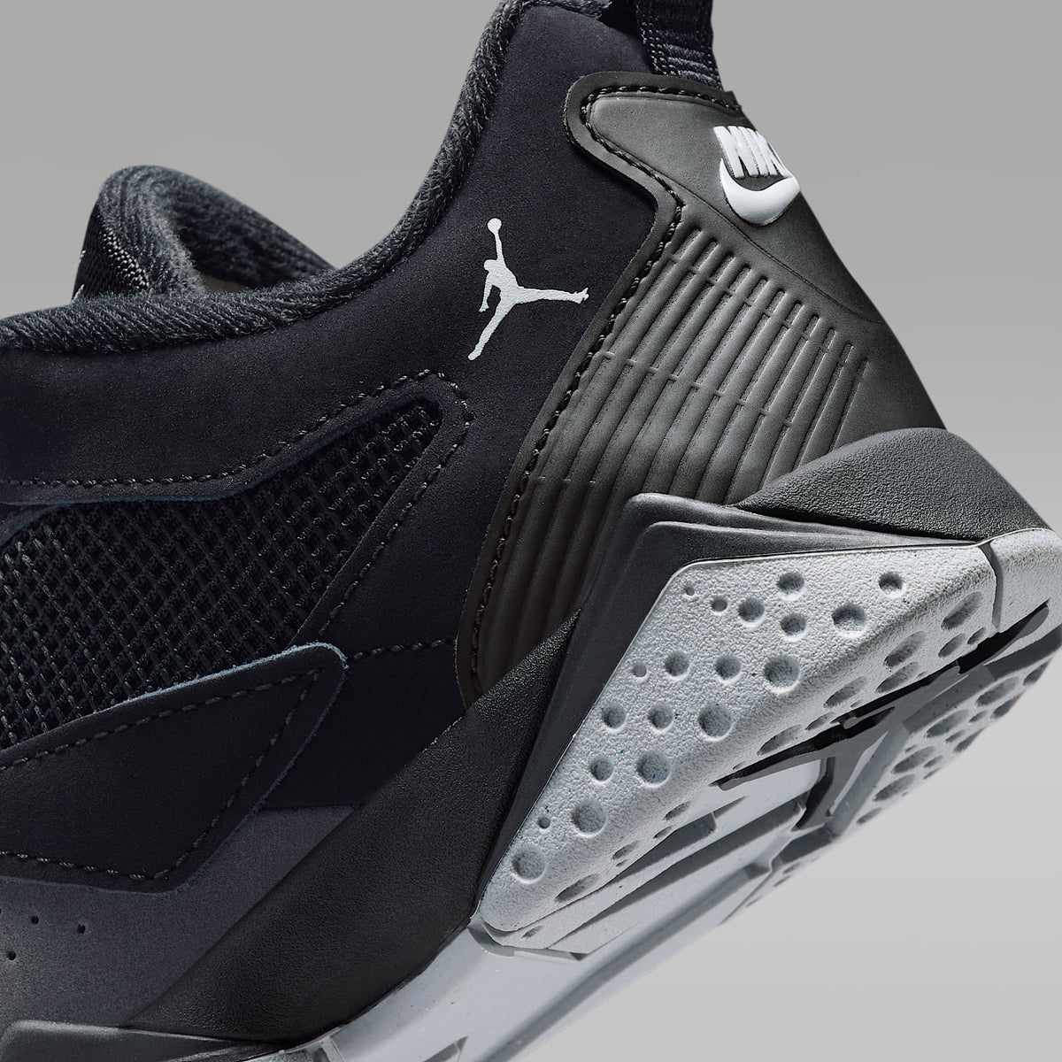 Jordan MVP 92 – Negro/Antracita/Gris lobo – vista 8