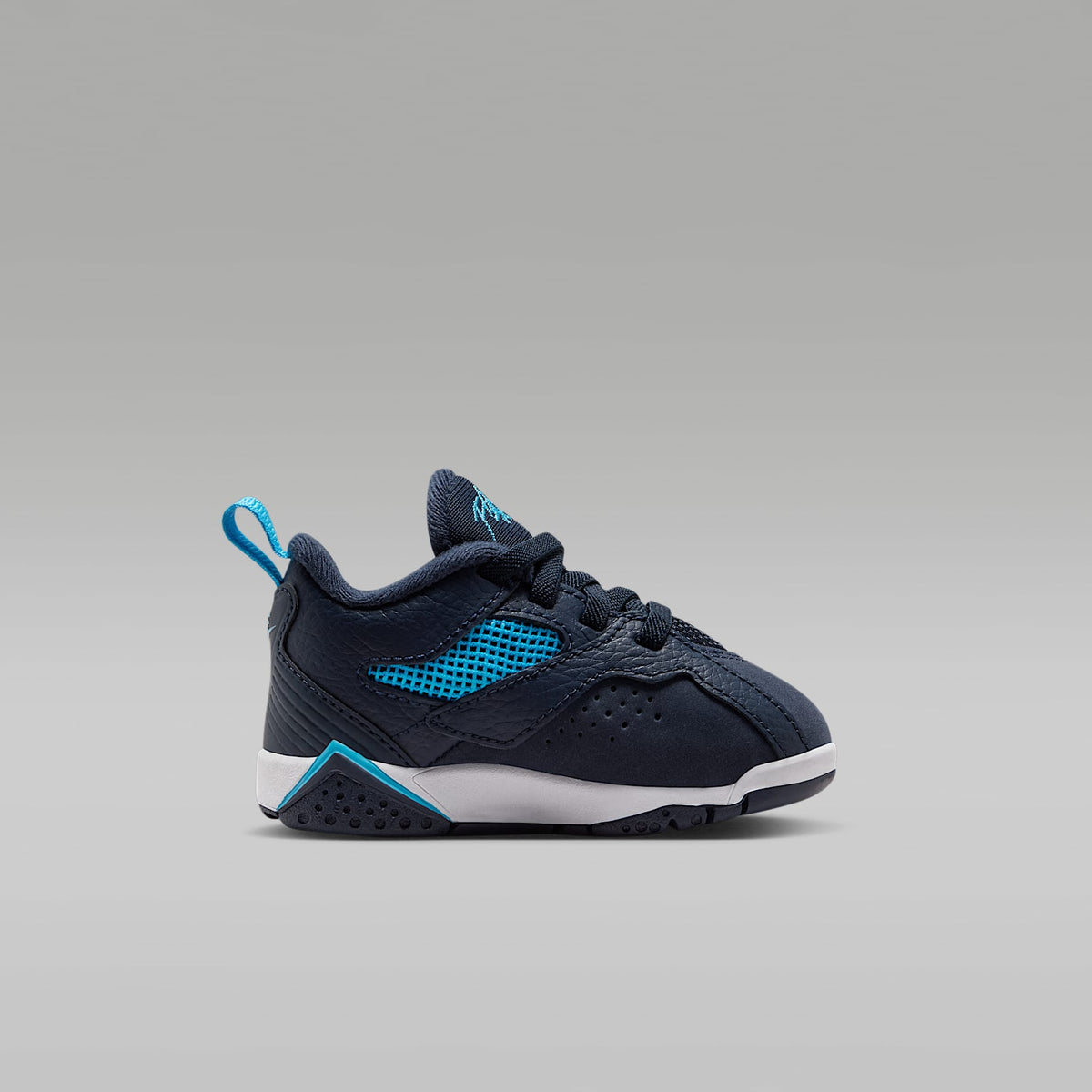 Jordan MVP 92 – Obsidiana/Blanco/Azul celeste oscuro – vista 3