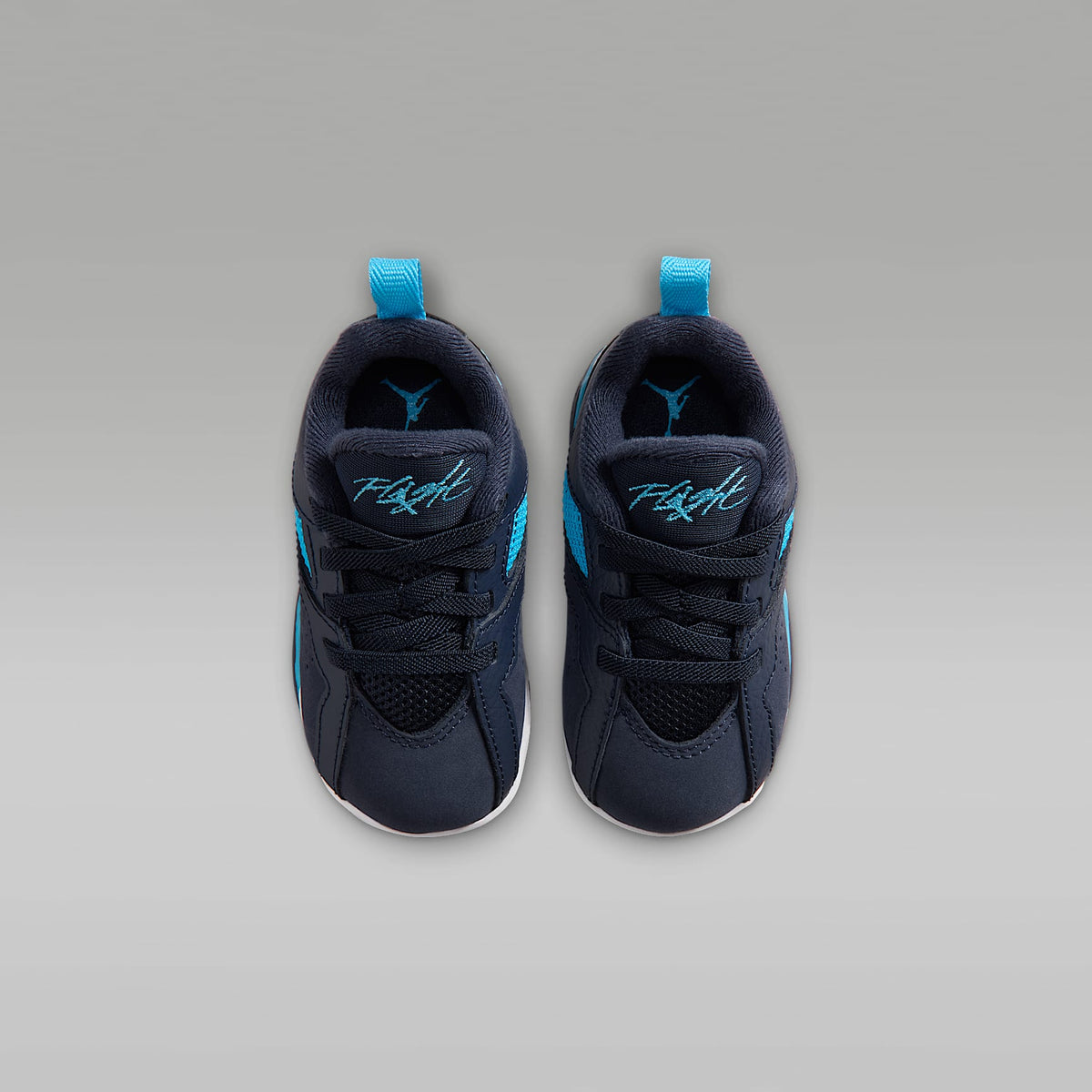 Jordan MVP 92 – Obsidiana/Blanco/Azul celeste oscuro – vista 4