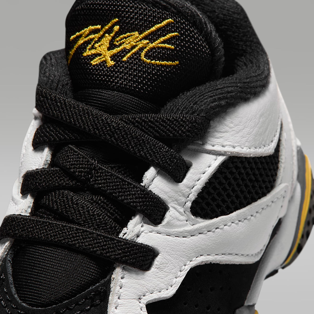 Jordan MVP 92 – Blanco/Negro/Gris azul oscuro/Amarillo tour – vista 7