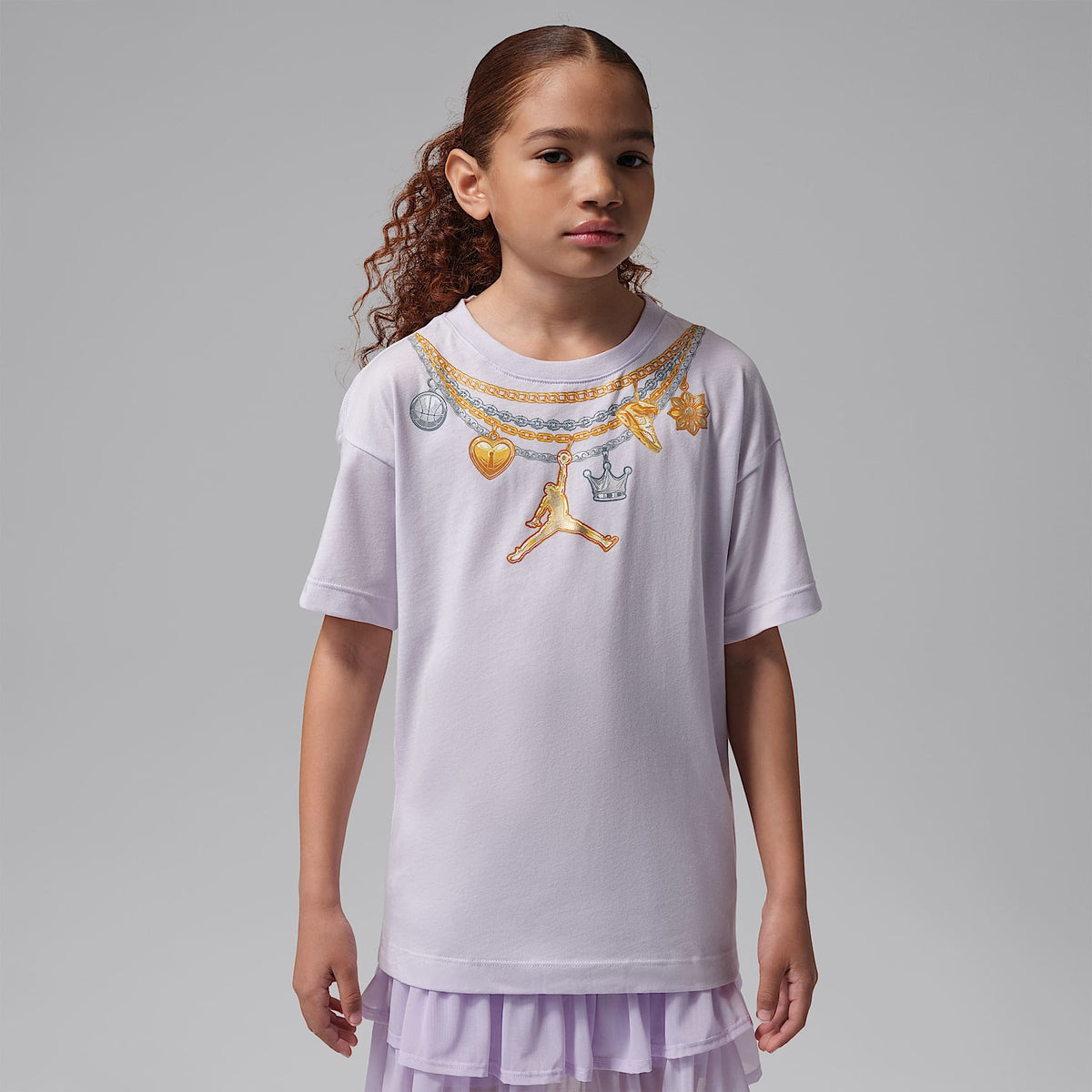 Playera Charm Necklace para niños talla grande Jordan – Uva ligero – vista 1