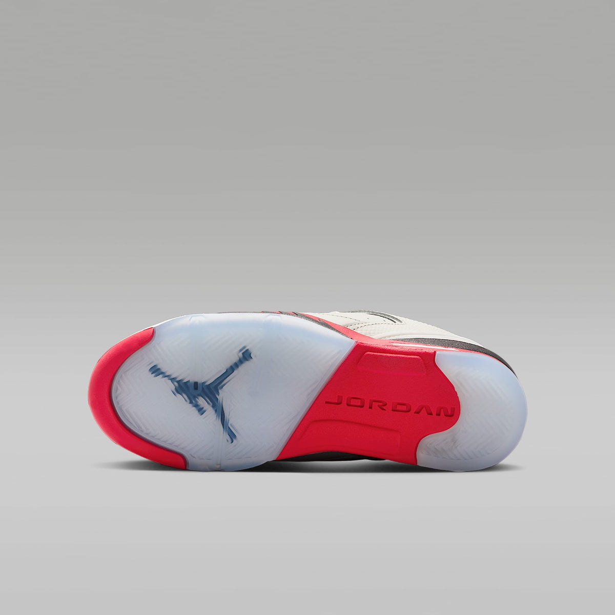 Air Jordan Sixty Plus Low – Vela/Negro/Reflejo plata/Rojo pasión – vista 2
