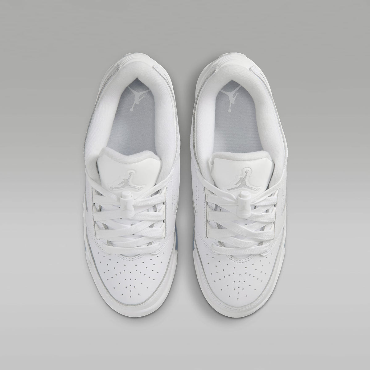 Air Jordan Sixty Plus Low – Blanco/Negro/Platino puro – vista 4