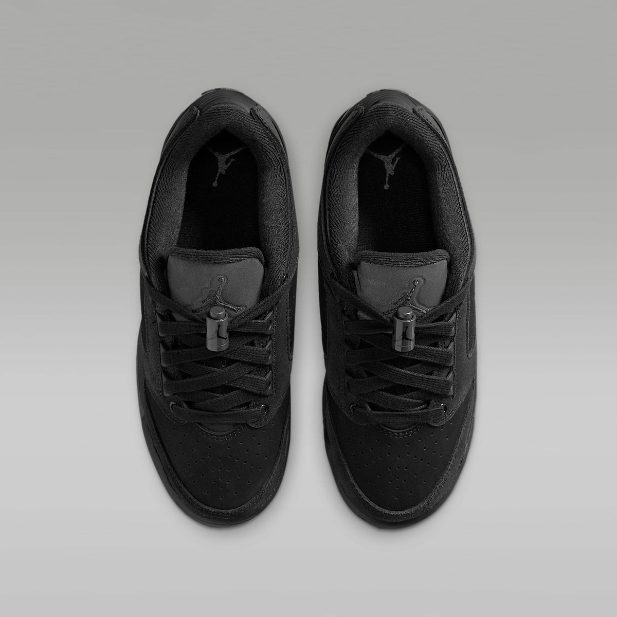 Air Jordan Sixty Plus Low – Negro/Gris humo oscuro – vista 4