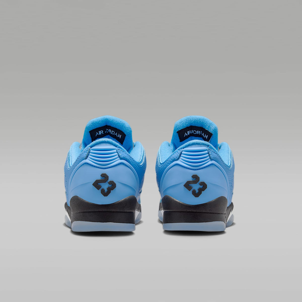 Air Jordan Sixty Plus Low – Azul universitario/Obsidiana/Blanco – vista 6
