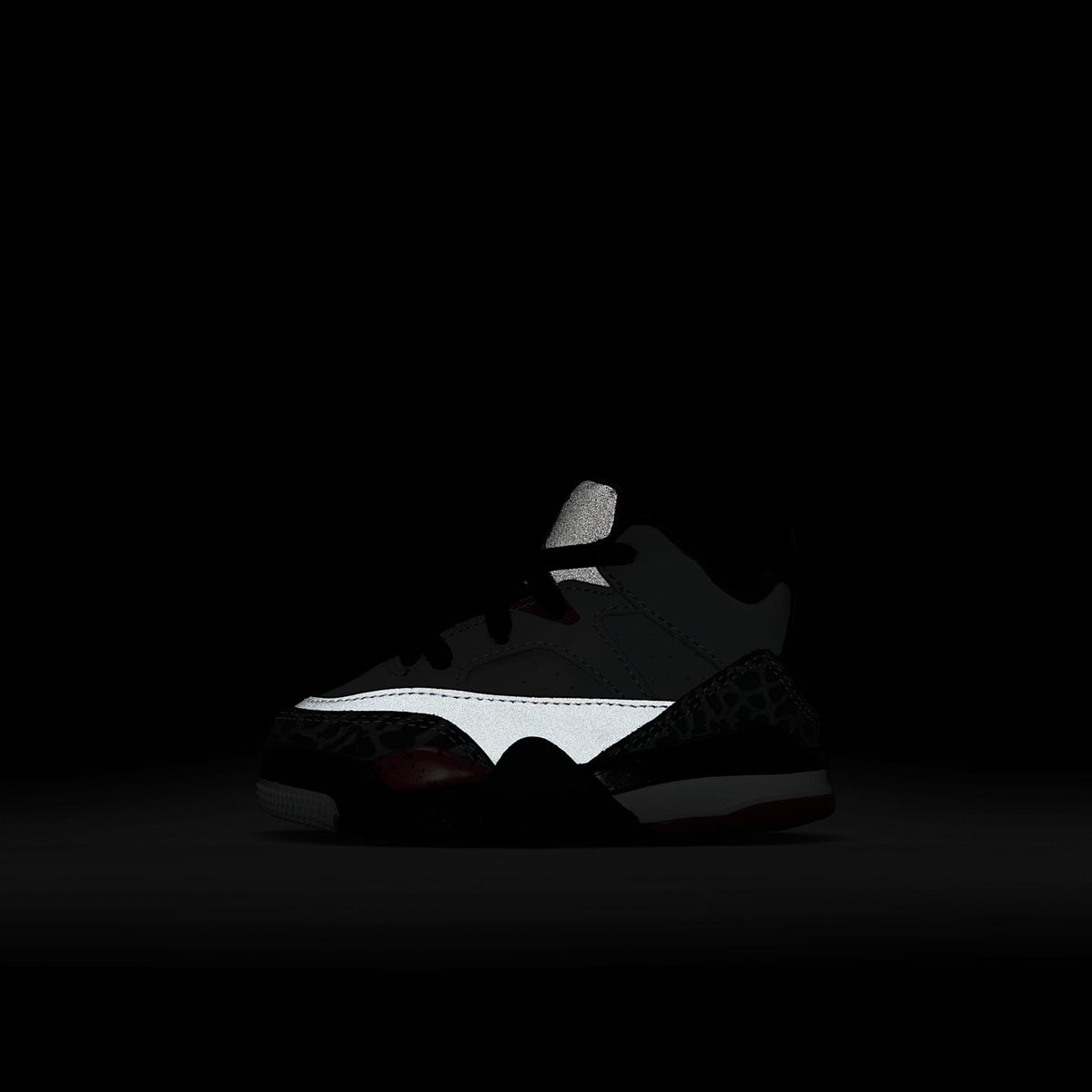 Jordan Son of Mars – Gris cemento/Negro/Rojo pasión/Blanco – vista 8