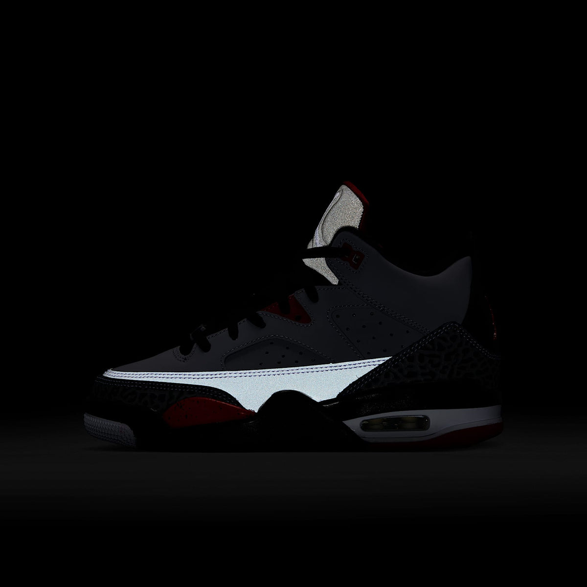Jordan Son of Mars Low – Gris cemento/Negro/Rojo pasión/Blanco – vista 9