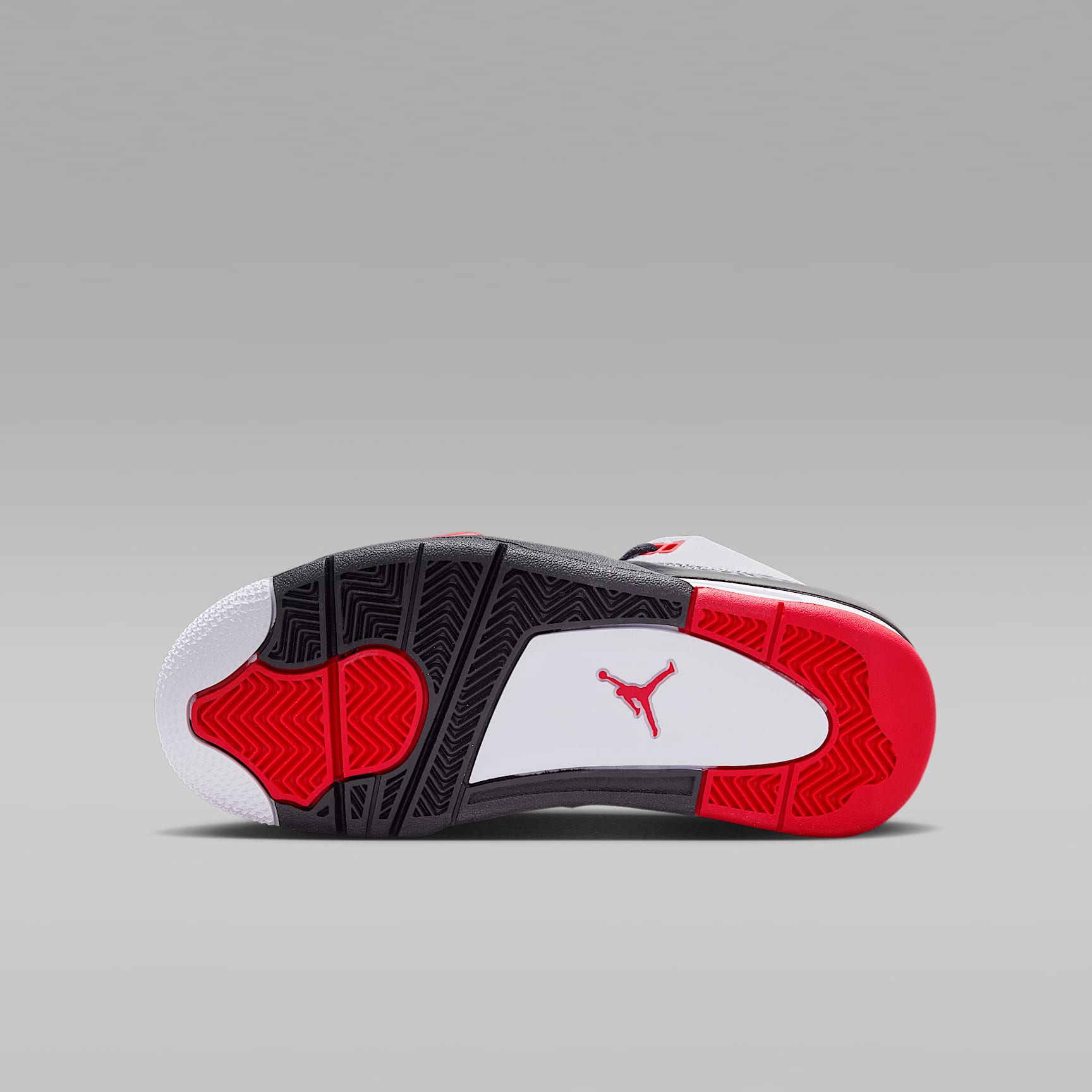 Jordan Son of Mars Low – Gris cemento/Negro/Rojo pasión/Blanco – vista 2