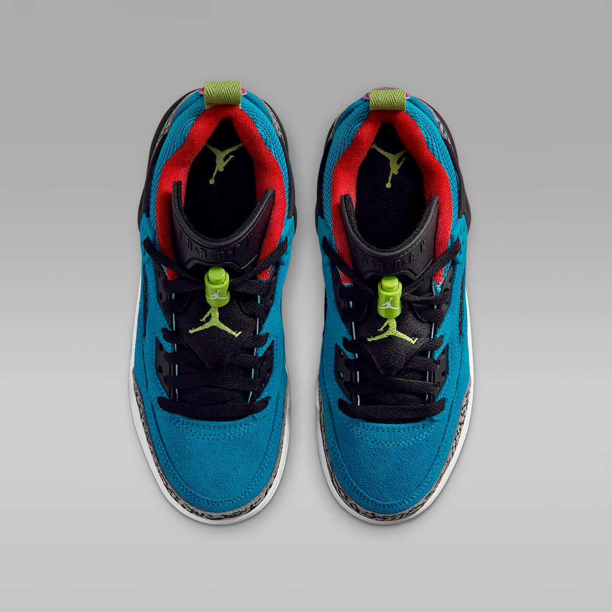 Jordan Spizike Low – Turquesa neo/Carmesí claro/Fucsia cósmico/Verde vivo – vista 4