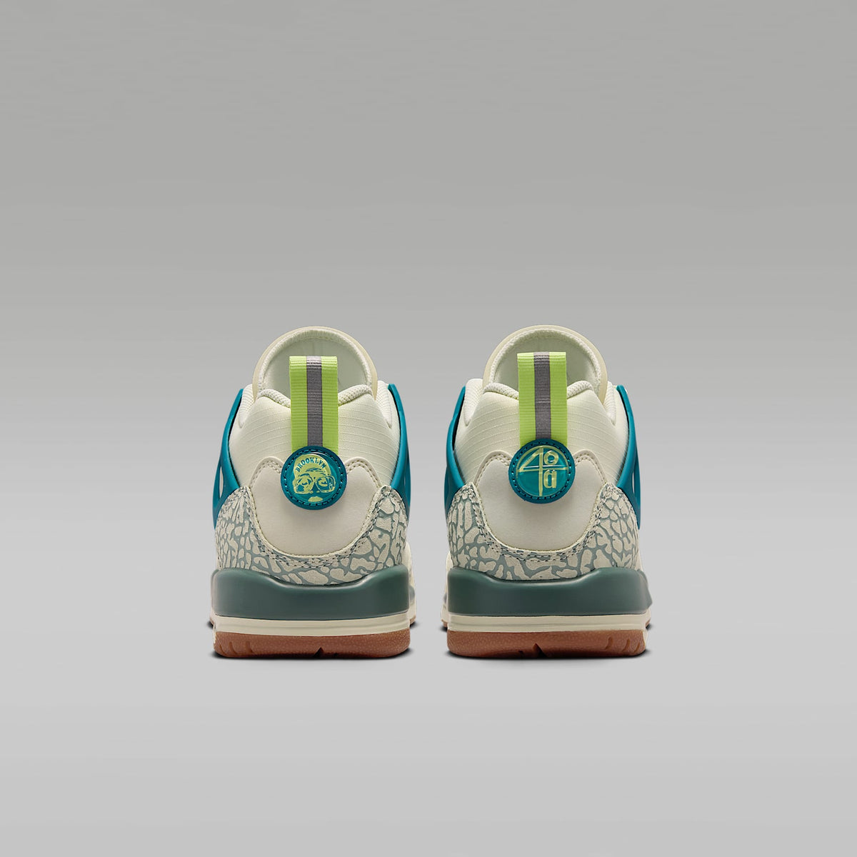 Jordan Spizike Low – Mar de cristal/Salvia empolvado/Toque de limón claro/Verde abismo – vista 6