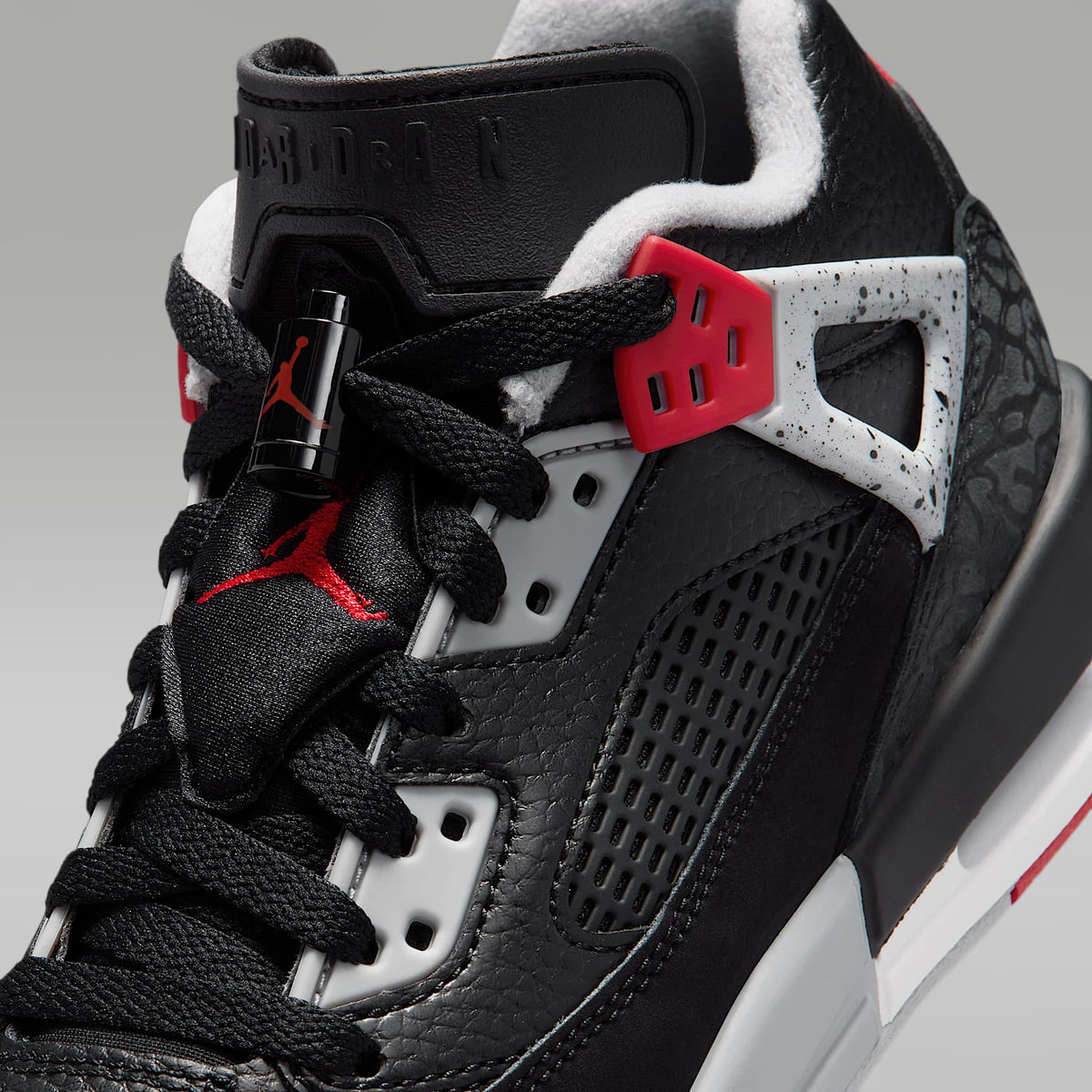 Jordan Spizike Low – Negro/Gris lobo/Blanco/Rojo gimnasio – vista 7