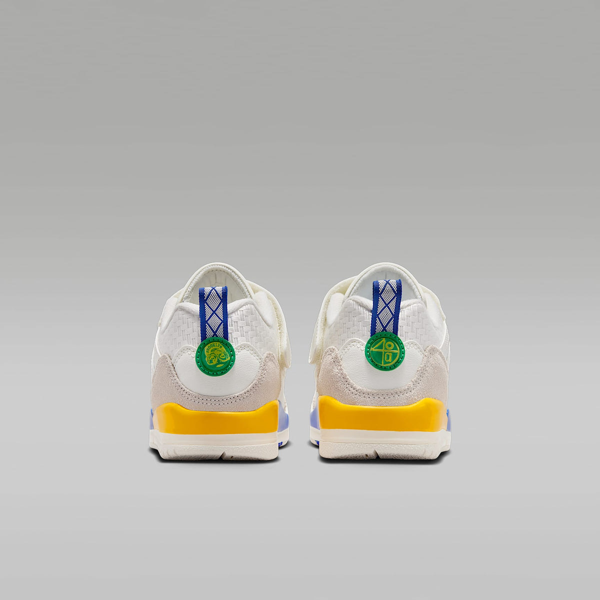 Jordan Spizike Low – Vela/Azul eléctrico/Fantasma/Verde suerte – vista 6
