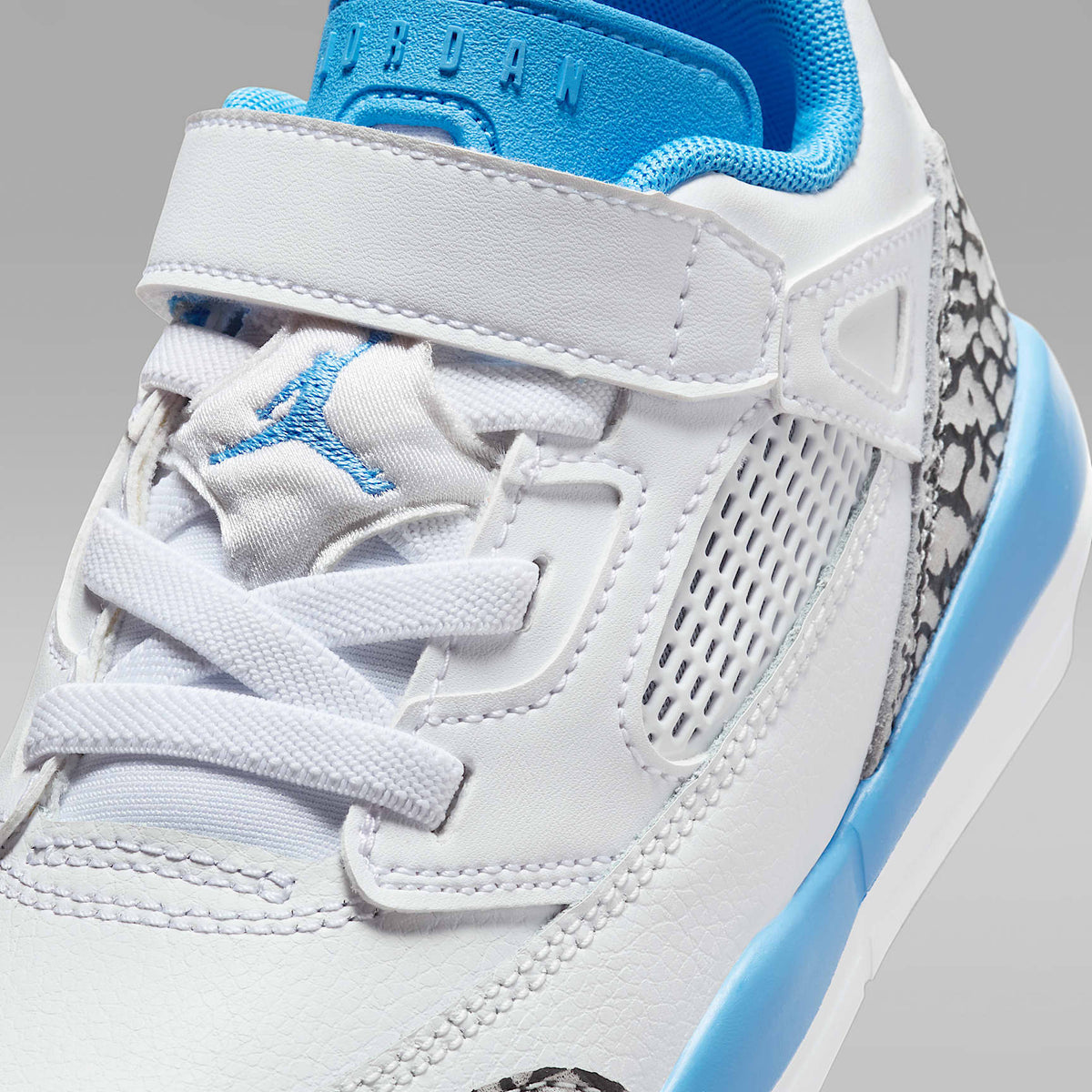 Jordan Spizike Low – Blanco/Gris lobo/Antracita/Azul universitario – vista 7