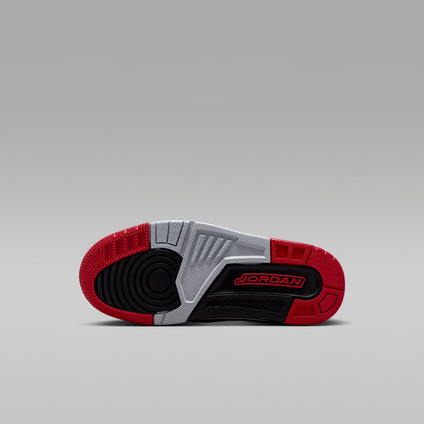 Jordan Spizike Low – Negro/Gris lobo/Blanco/Rojo gimnasio – vista 2