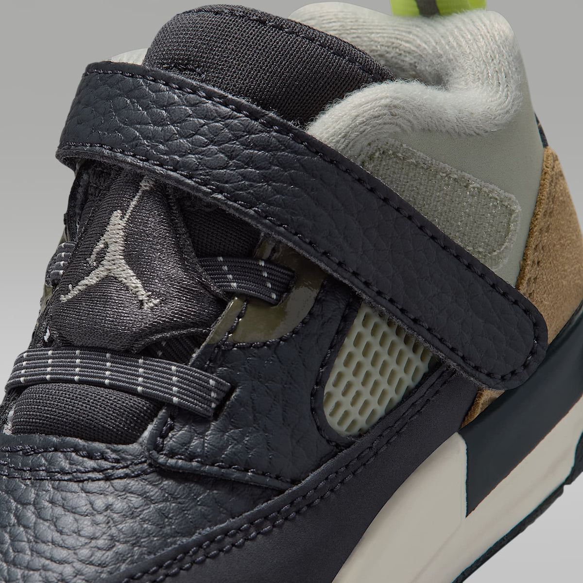 Jordan Spizike Low – Antracita/Mango salvaje claro/Caqui militar/Niebla pícea – vista 8