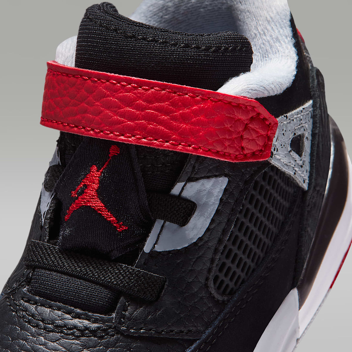 Jordan Spizike Low – Negro/Gris lobo/Blanco/Rojo gimnasio – vista 7
