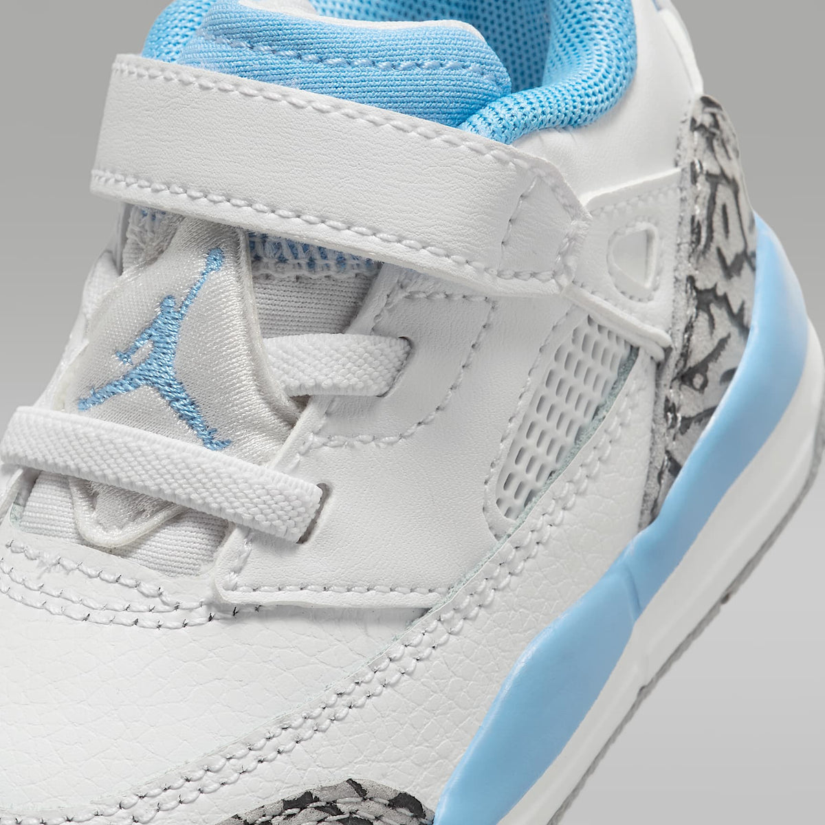 Jordan Spizike Low – Blanco/Gris lobo/Antracita/Azul universitario – vista 7