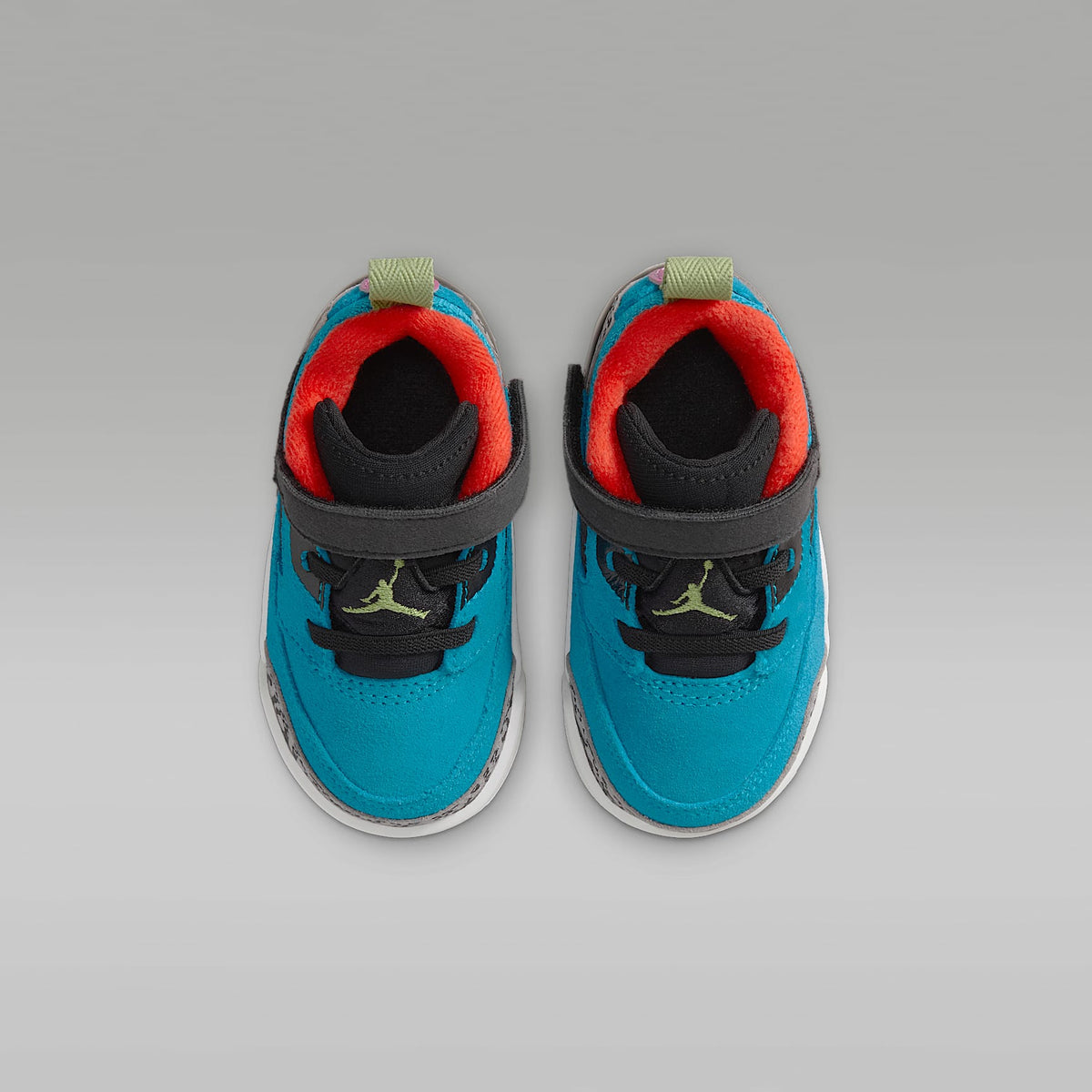 Jordan Spizike Low – Turquesa neo/Carmesí claro/Fucsia cósmico/Verde vivo – vista 4