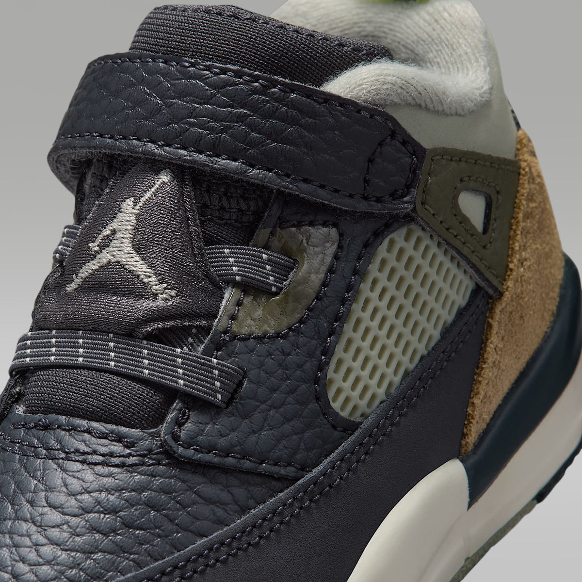 Jordan Spizike Low – Antracita/Mango salvaje claro/Caqui militar/Niebla pícea – vista 7