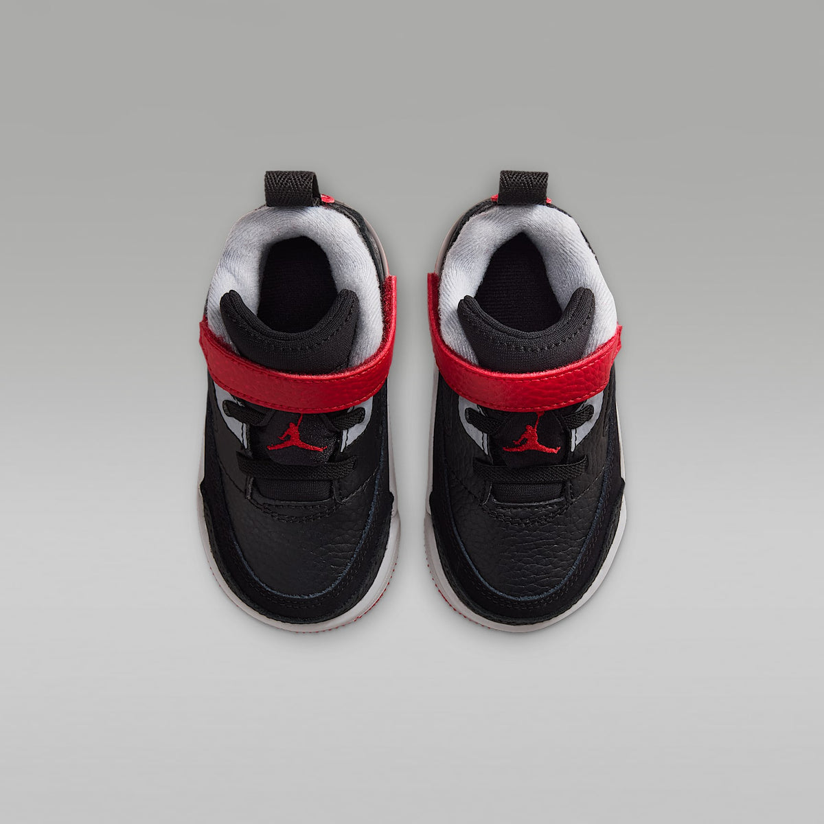 Jordan Spizike Low – Negro/Gris lobo/Blanco/Rojo gimnasio – vista 4