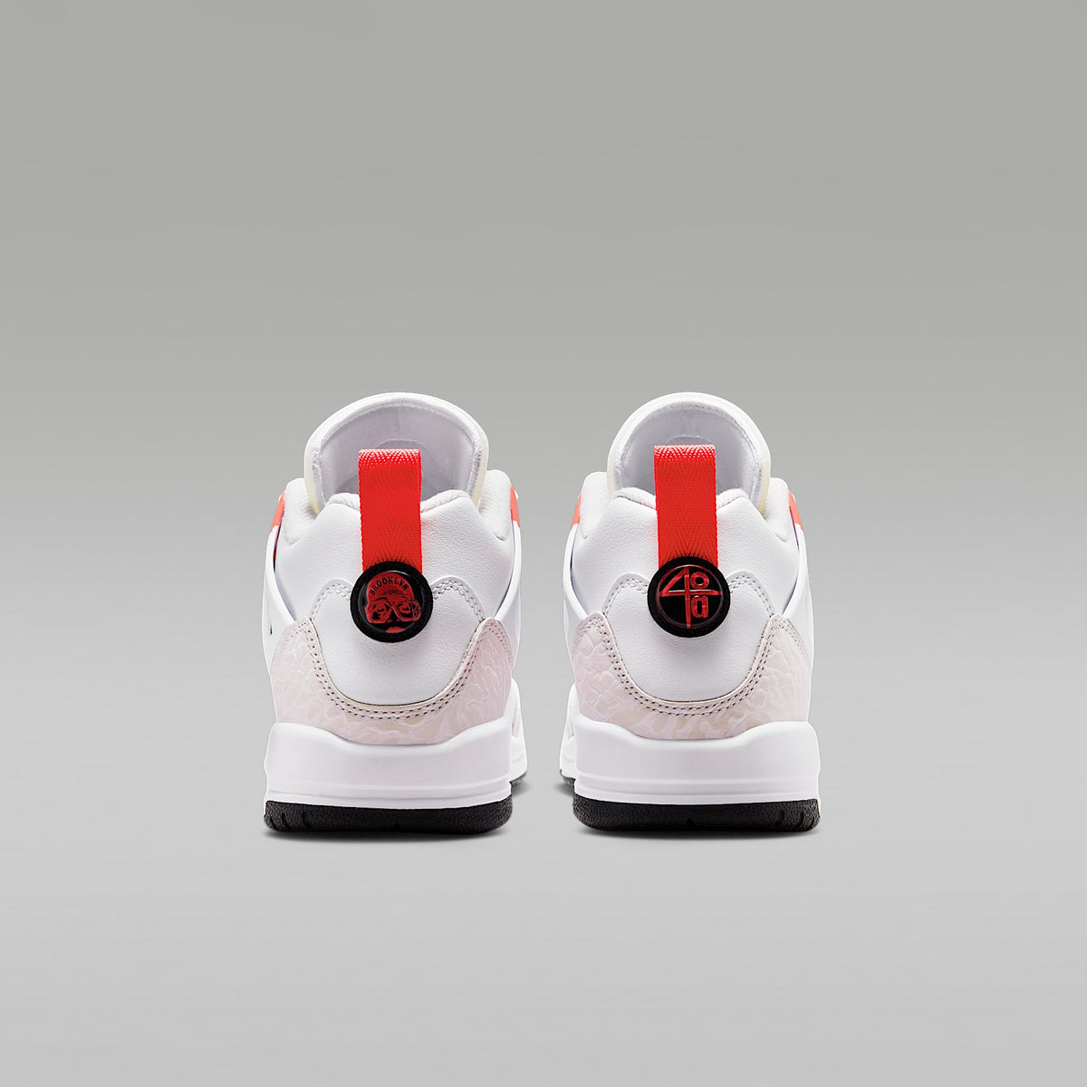 Jordan Spizike Low – Blanco/Gris vasto/Negro/Carmesí brillante – vista 6
