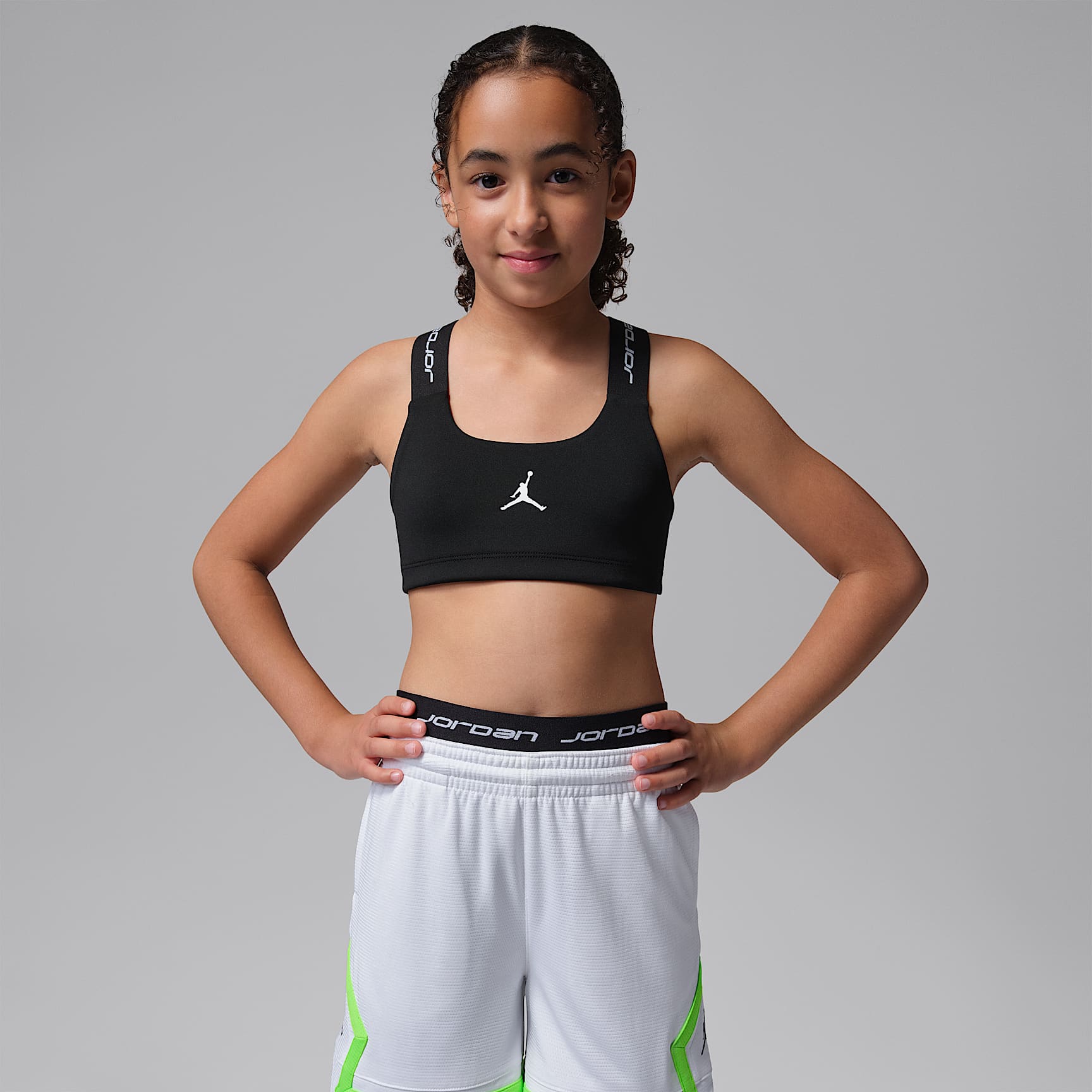 Bra deportivo Dri-FIT para niñas talla grande Jordan – Negro – vista 1