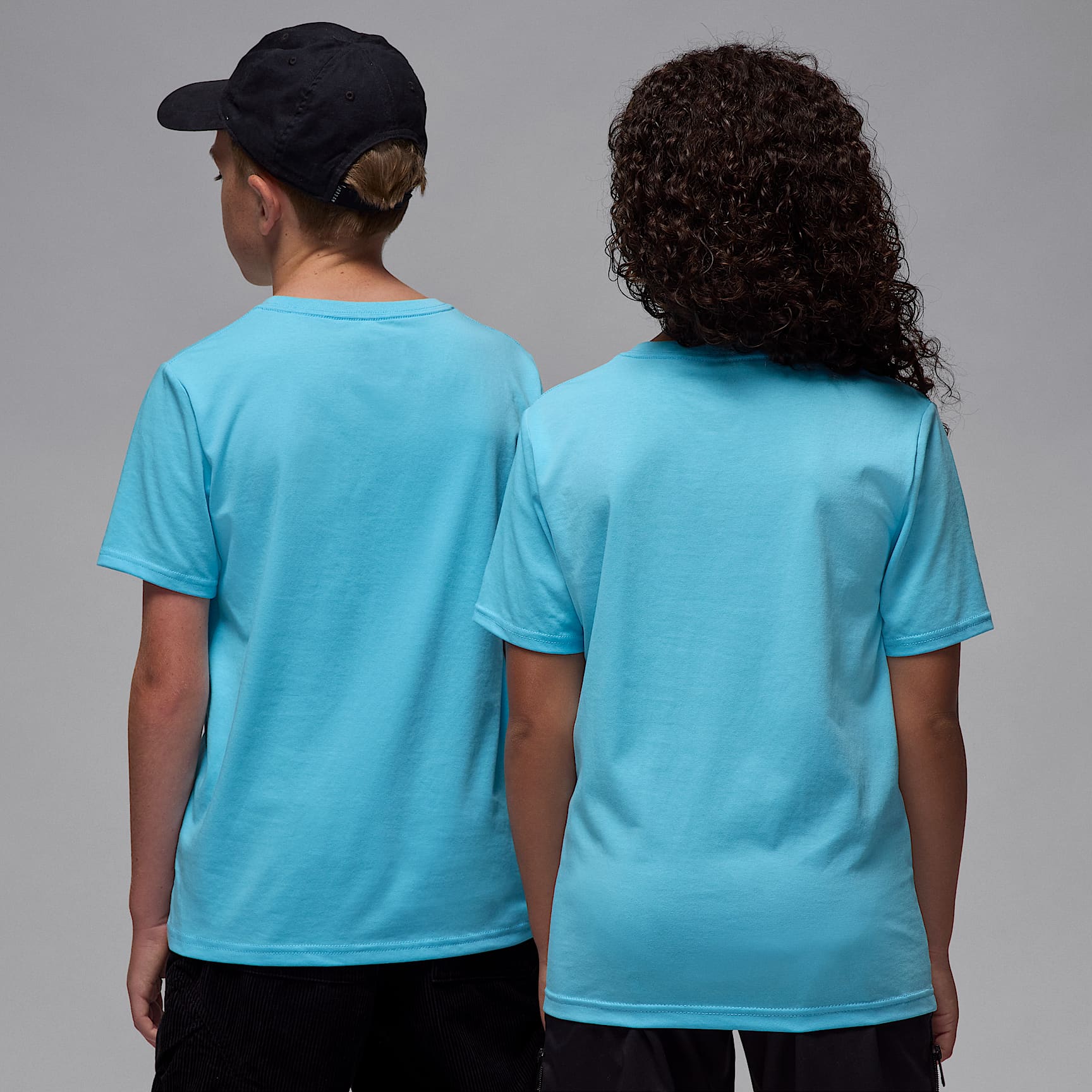 Playera Dri-FIT Core para niño talla grande Jordan Sport – Azul frío – vista 2