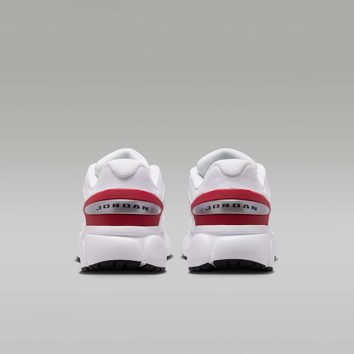 Jordan Trunner Flow – Blanco/Rojo gimnasio/Plata metalizado/Negro – vista 6