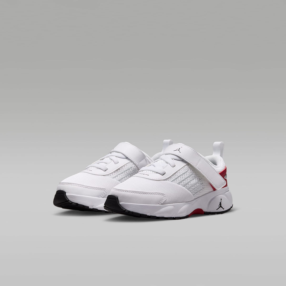 Jordan Trunner Flow – Blanco/Rojo gimnasio/Plata metalizado/Negro – vista 5