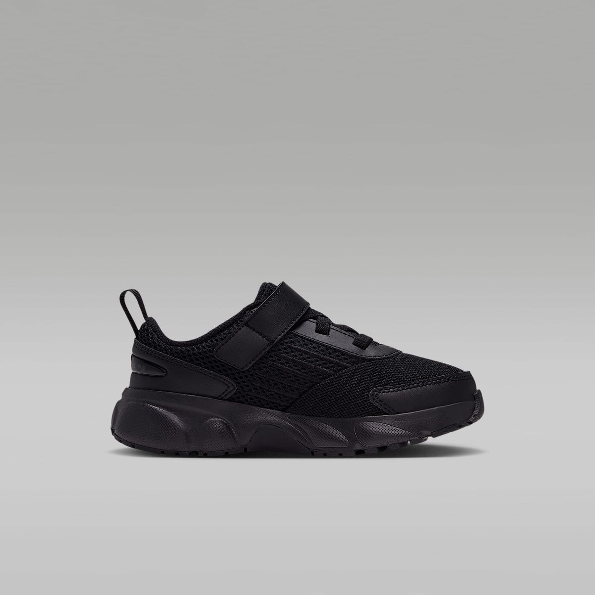 Jordan Trunner Flow – Negro/Gris humo oscuro – vista 3