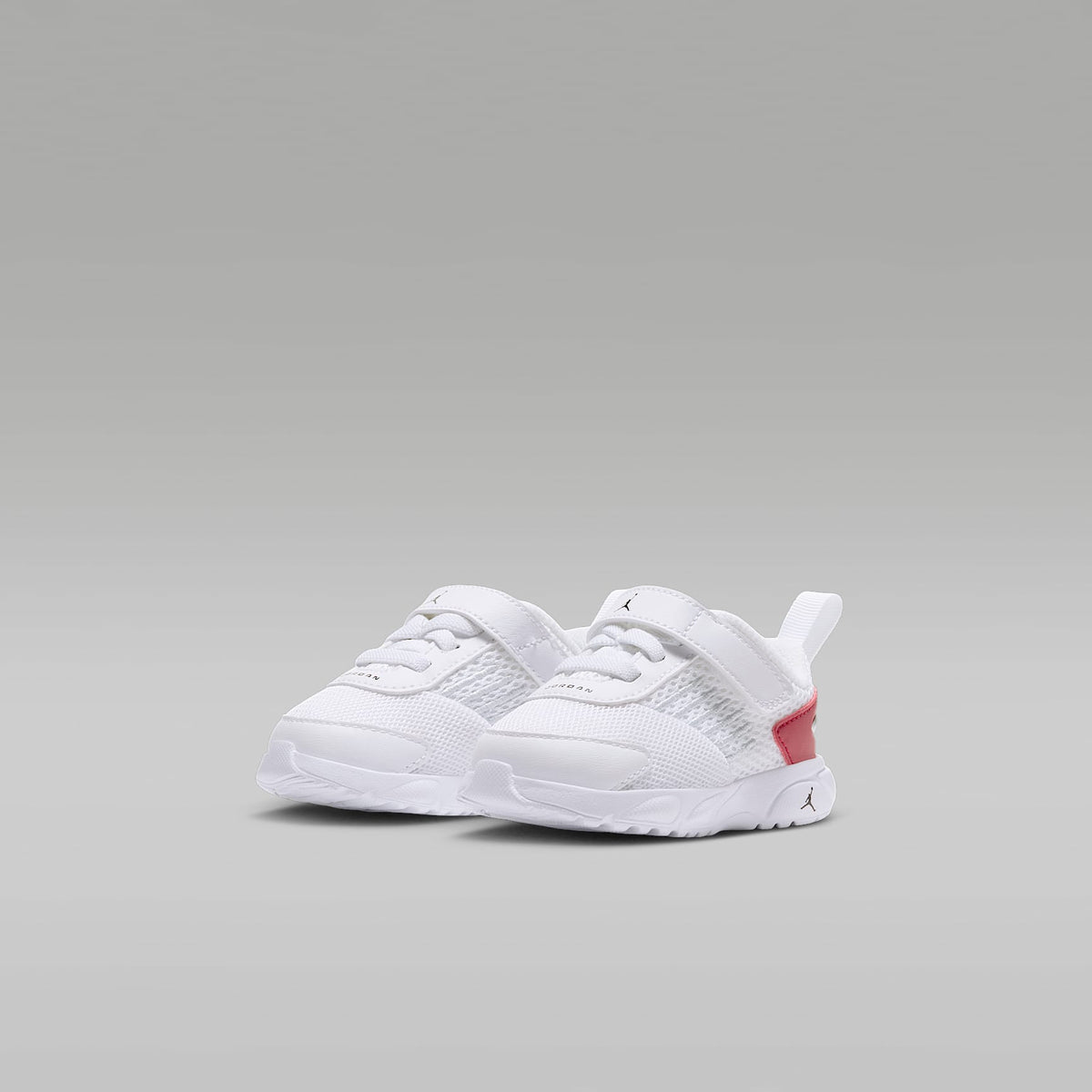 Jordan Trunner Flow – Blanco/Rojo gimnasio/Plata metalizado/Negro – vista 5