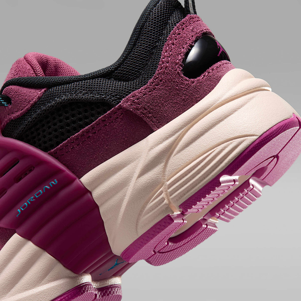 Jordan Trunner O/S – Remolacha dulce/Sombrío apagado/Tiza/Rosa desierto – vista 8