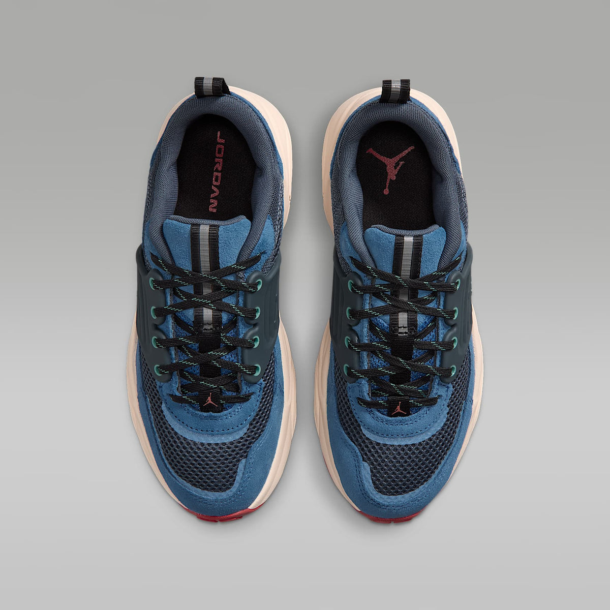 Jordan Trunner O/S – Azul genuino/Zorro azul/Tiza/Verde cinético – vista 4
