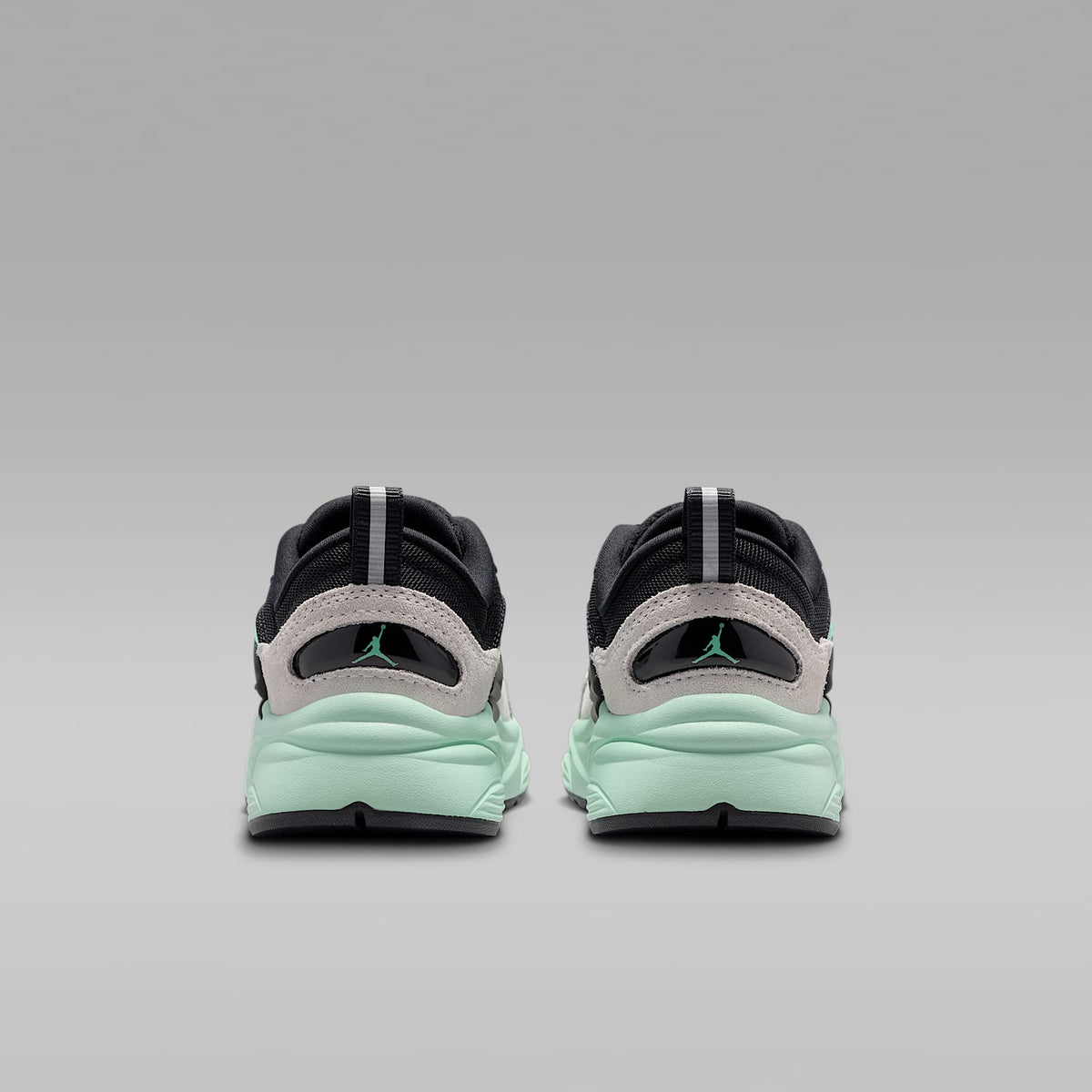 Jordan Trunner O/S – Negro/Gris neutro/Espuma menta/Verde resplandor – vista 6