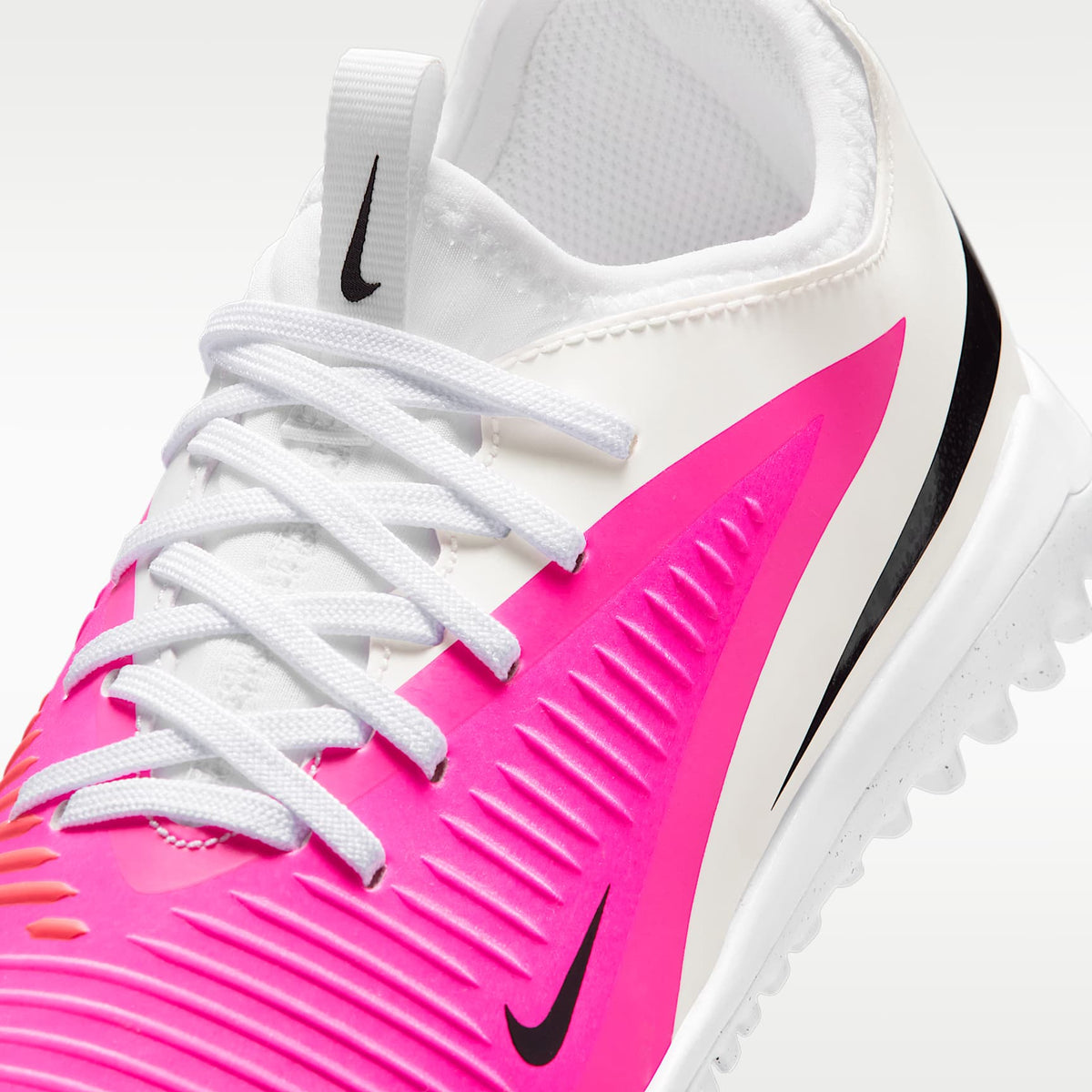 Nike Jr. Phantom 6 Low Academy – Multicolor/Negro – vista 7